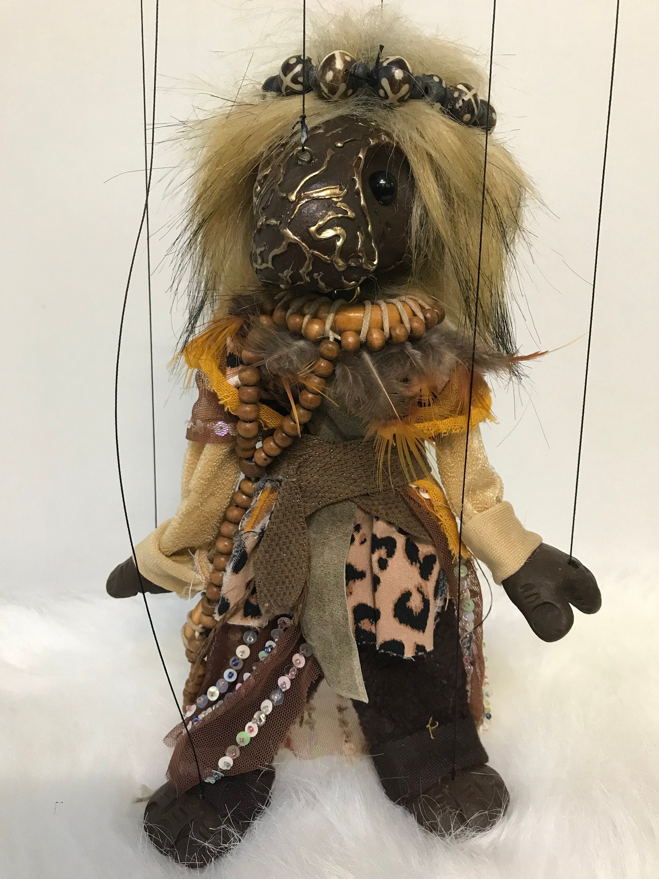 Qen - a Desert-dweller Oddling marionette