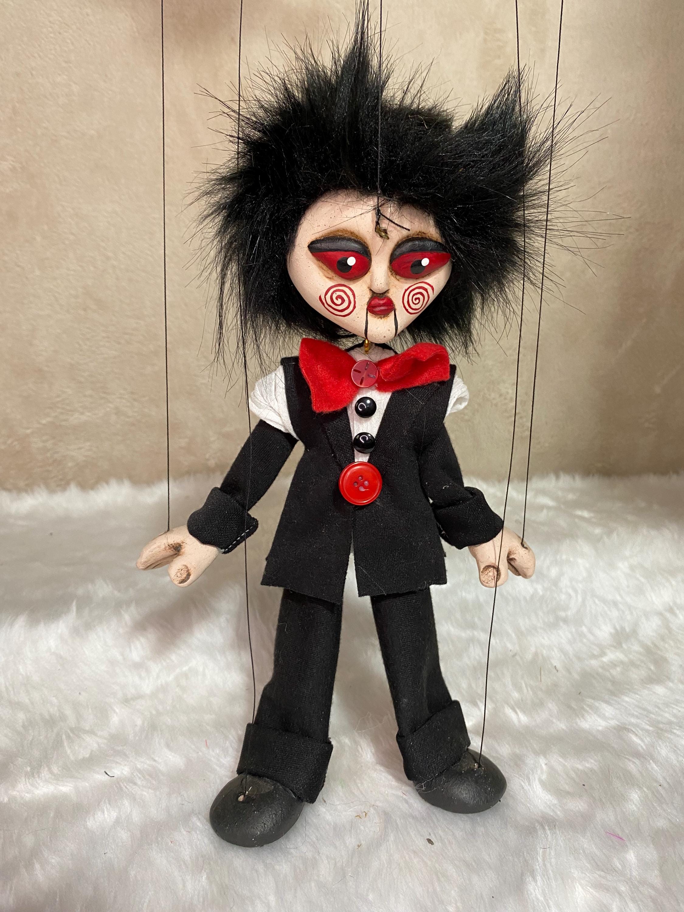 Creepy Ventiloquist Doll: Cosplay Marionette Puppet