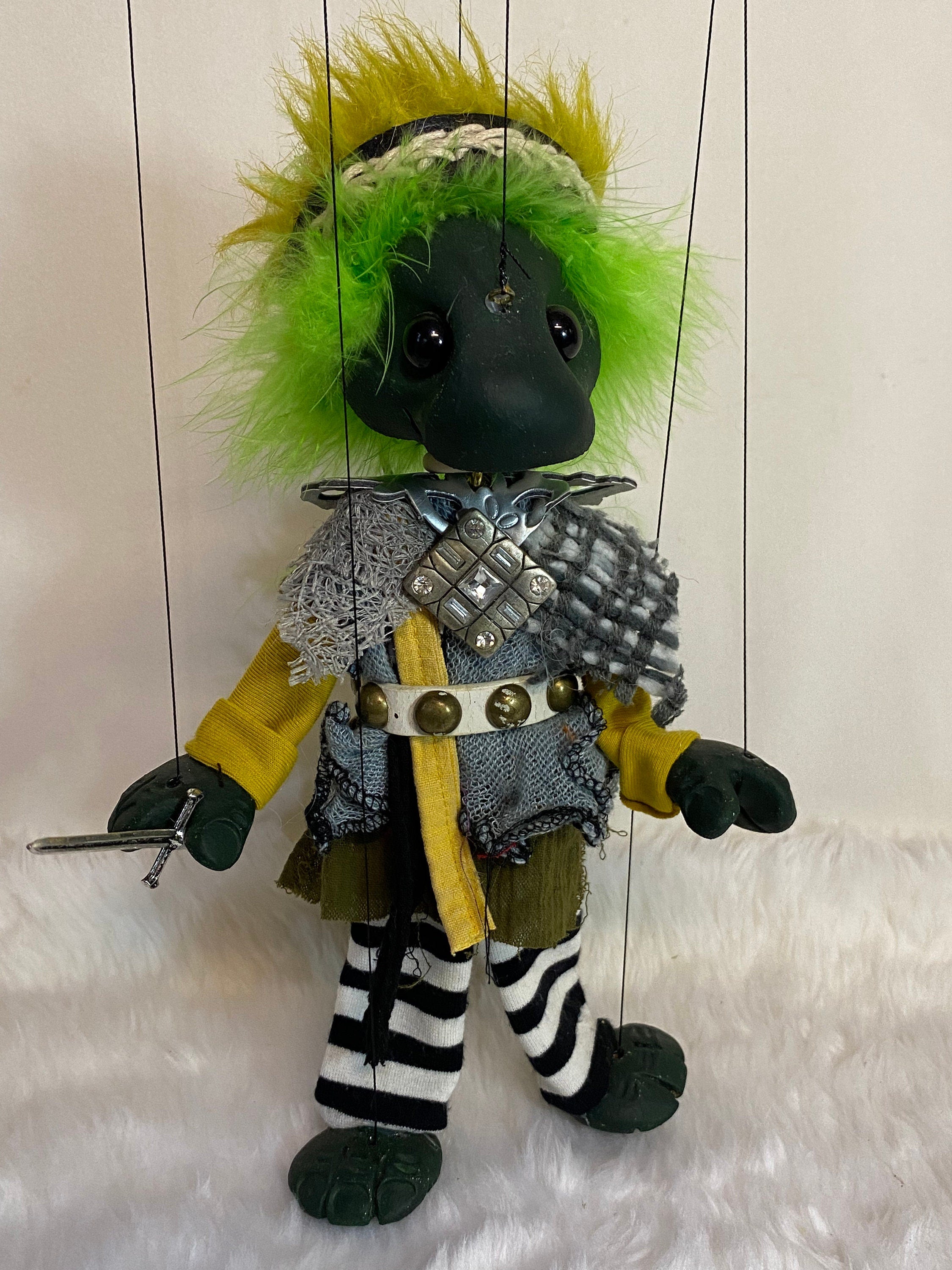 Tadpole - a Swampling Oddling marionette