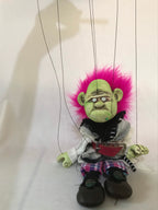 Madge Mugwort: Zombie Marionette