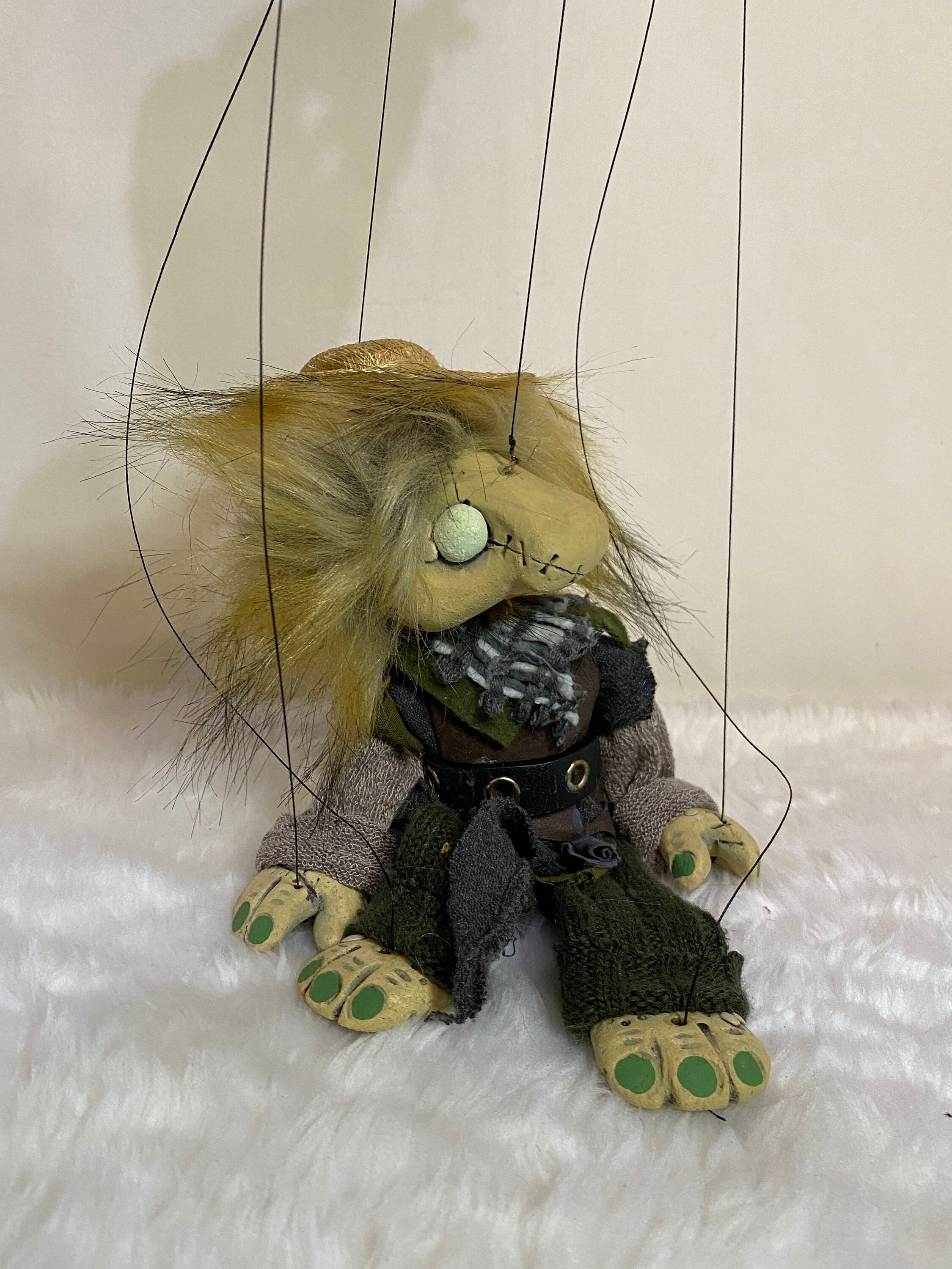 Logg - Zombie Oddling marionette