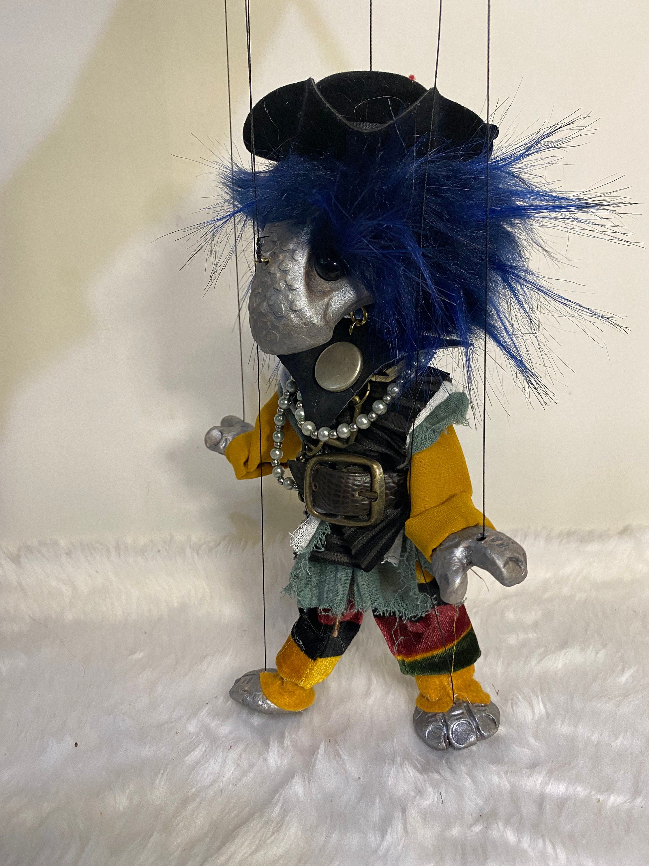 Kaptain Kailani - an Oceanic Oddling marionette