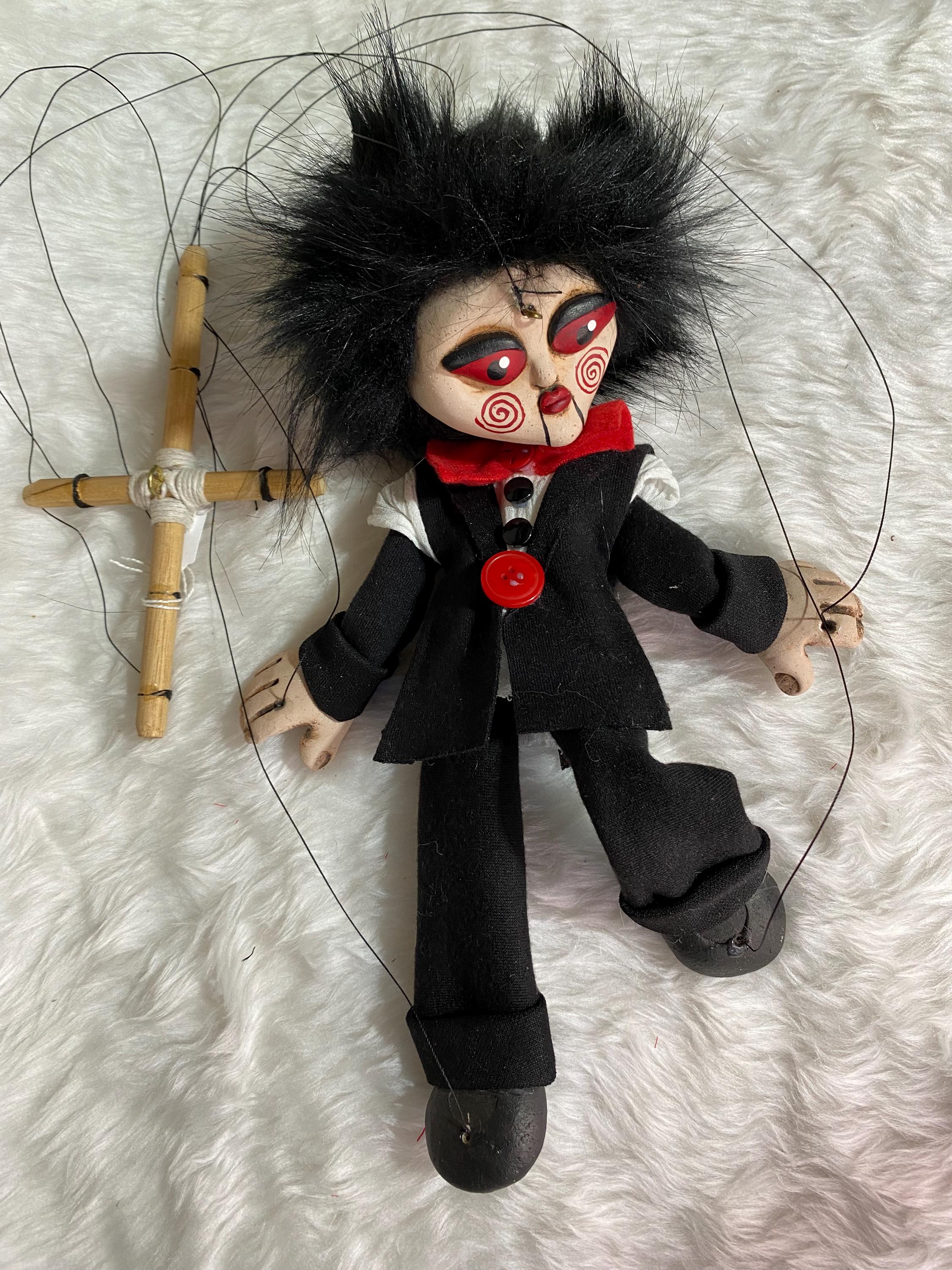 Creepy Ventiloquist Doll: Cosplay Marionette Puppet