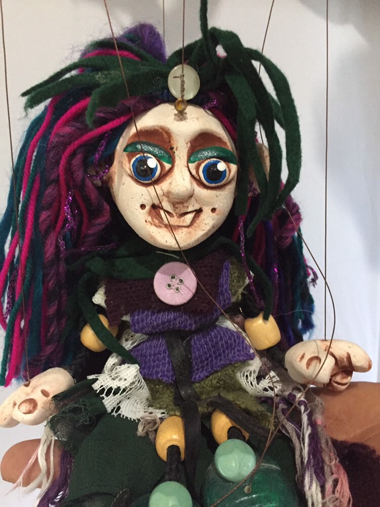Dresilda Tarantella Marionette