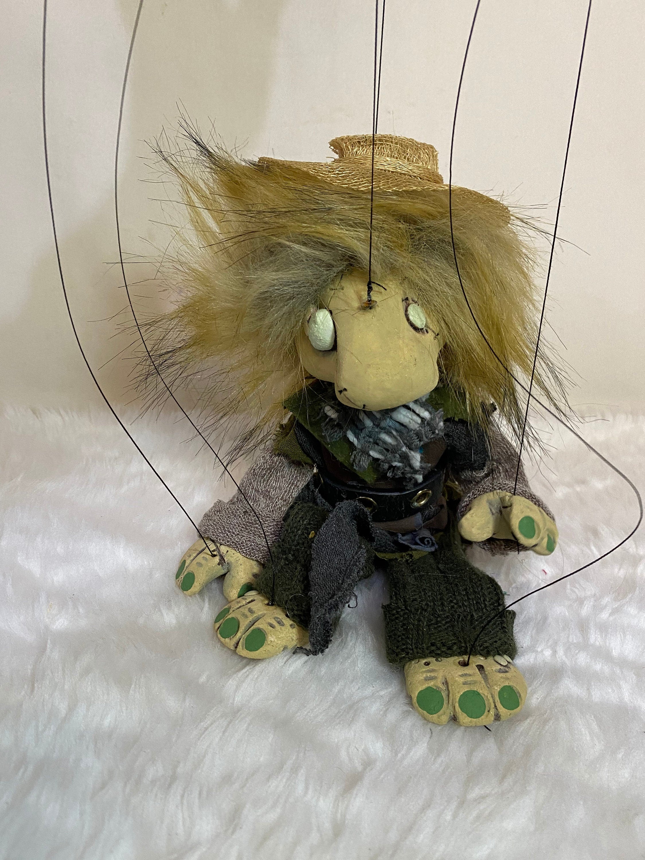 Logg - Zombie Oddling marionette