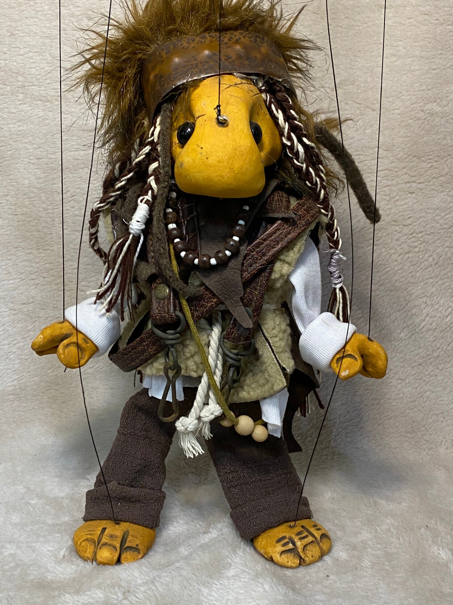 Sloane the Paladin - an Oddling Marionette