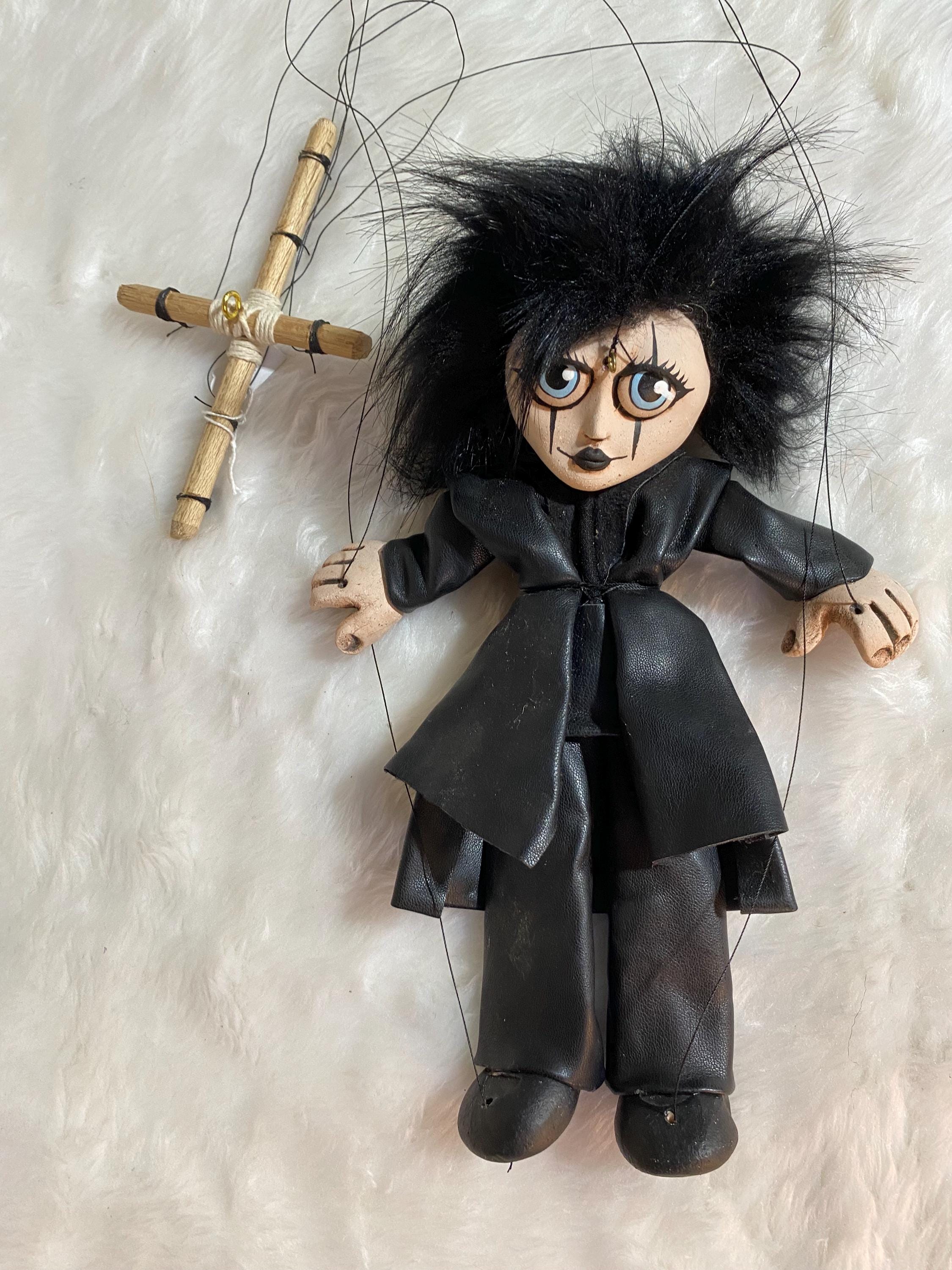 The Crow: Cosplay Gothic superhero character
