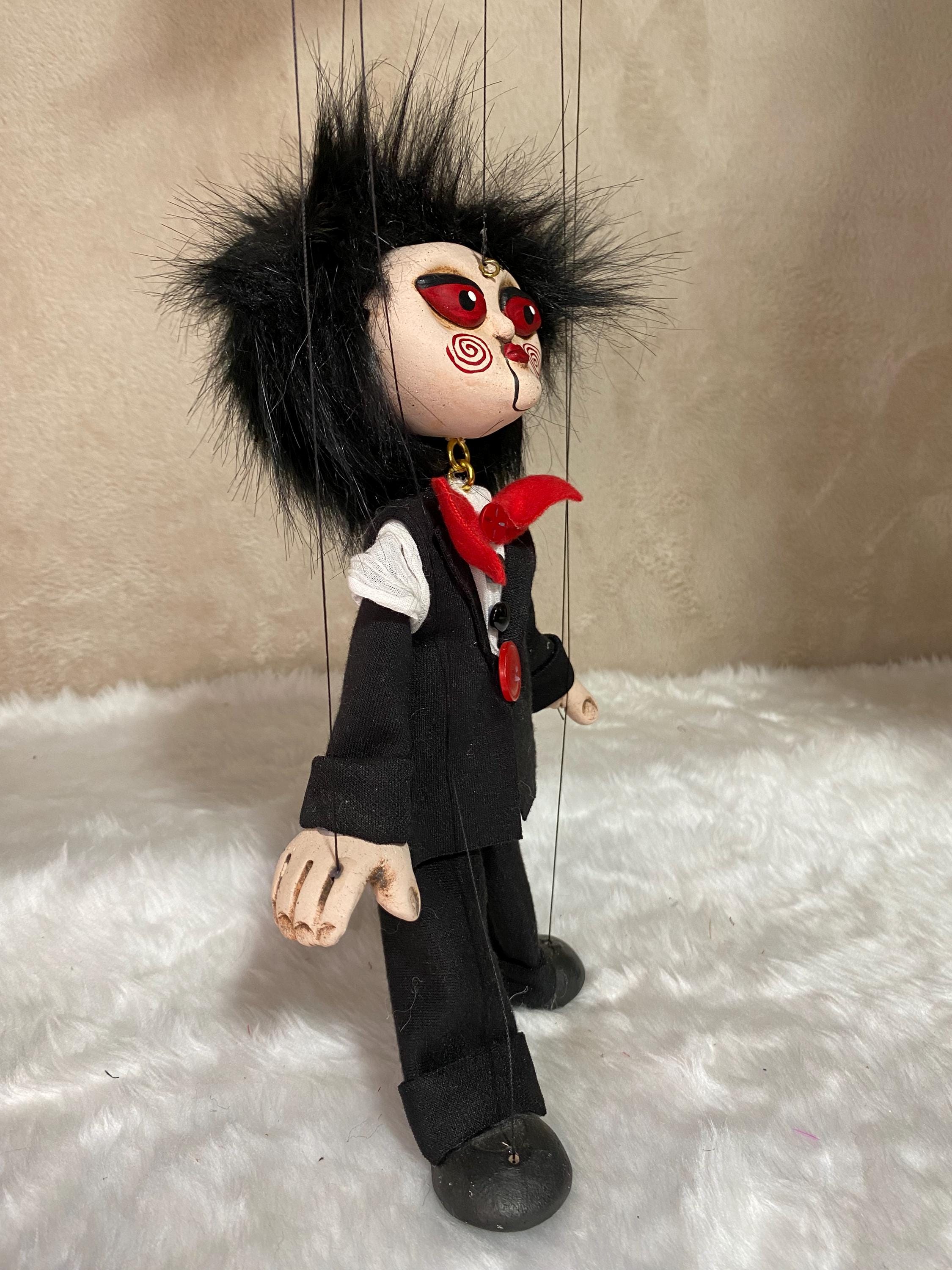 Creepy Ventiloquist Doll: Cosplay Marionette Puppet