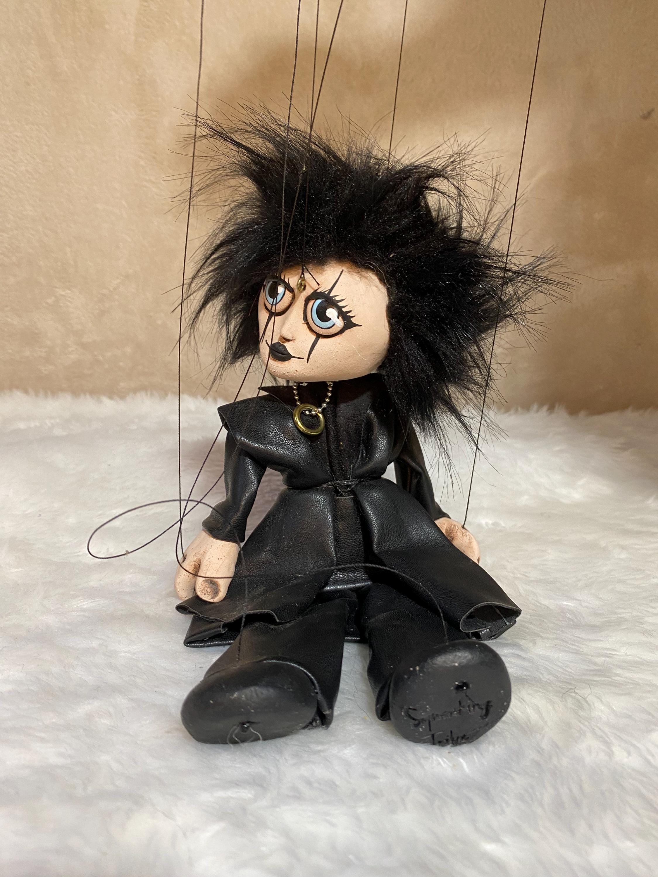 The Crow: Cosplay Gothic superhero character