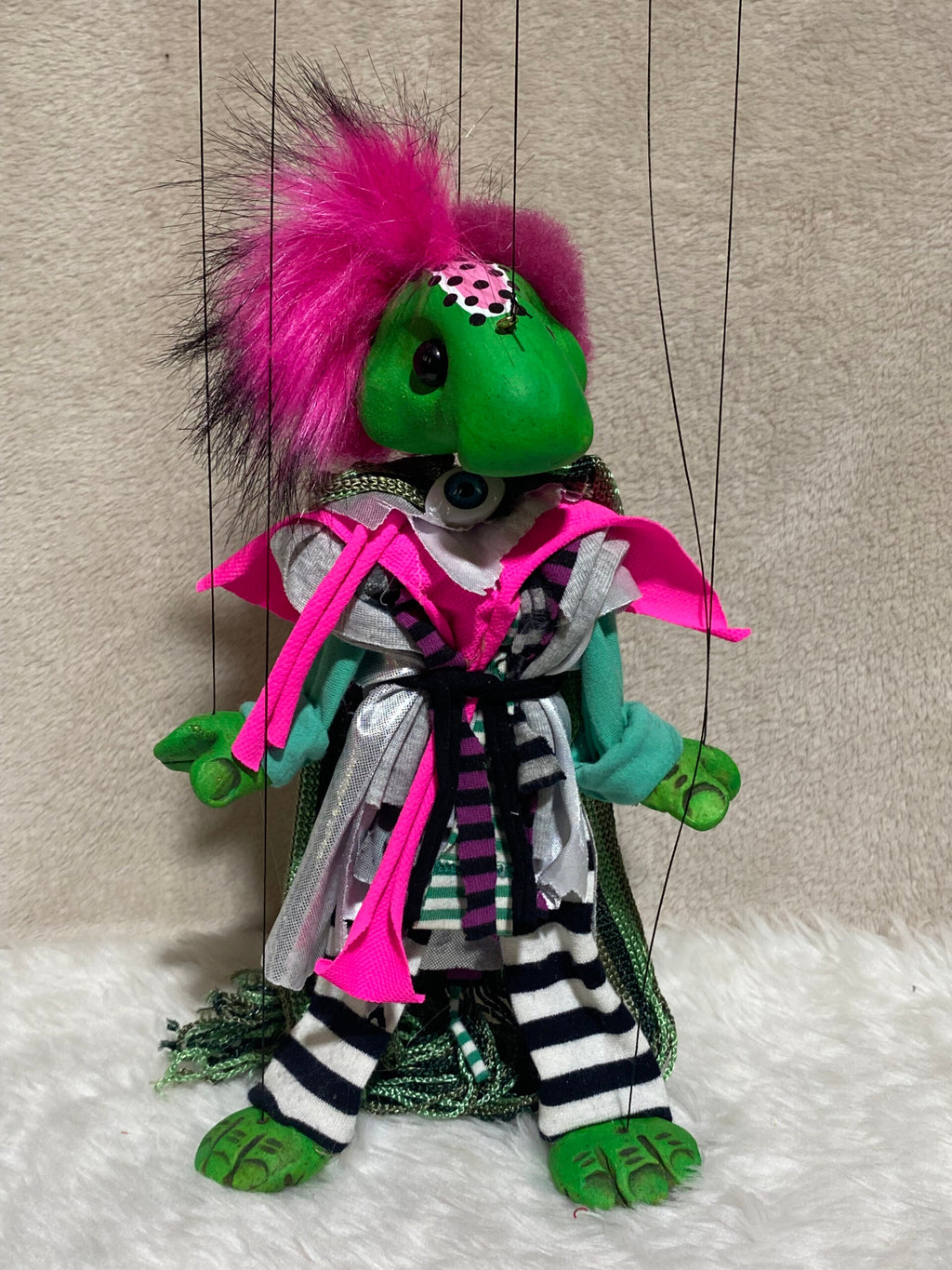 Yatzy - an Oddling Marionette