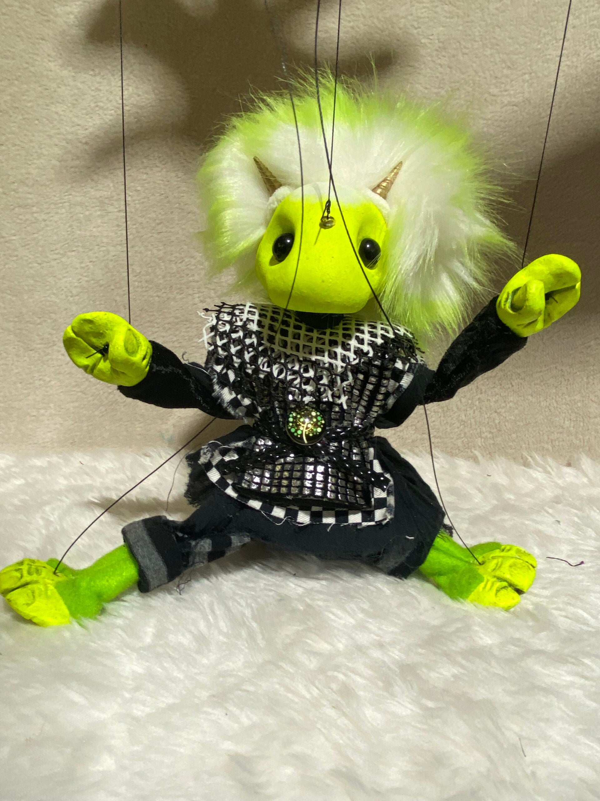Ti - an Oddling Marionette