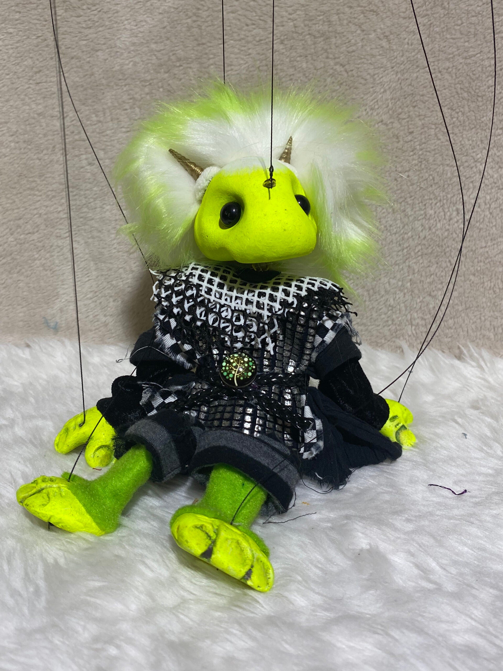 Ti - an Oddling Marionette