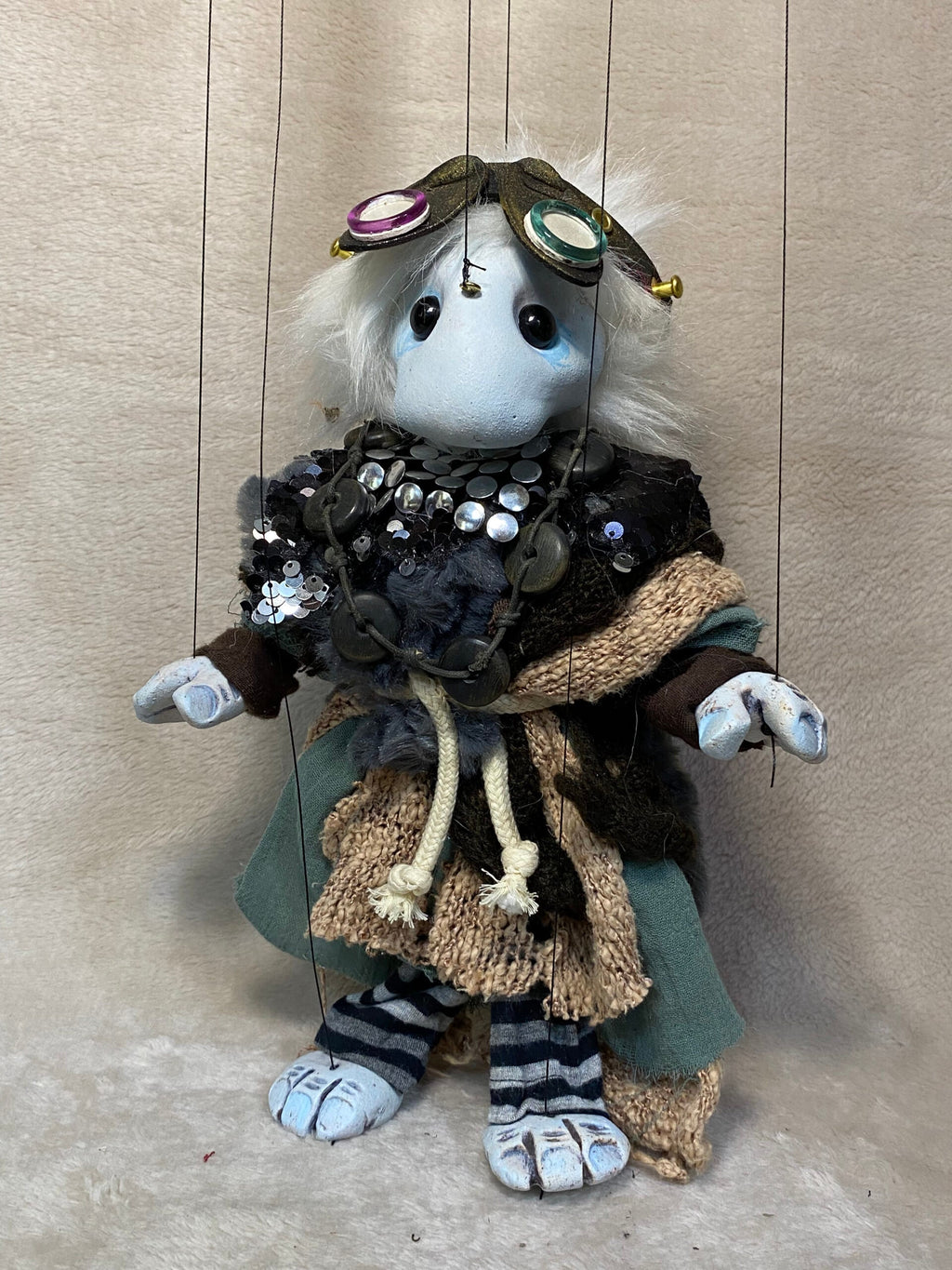 Dolldrum - an Underwolder Oddling Marionette