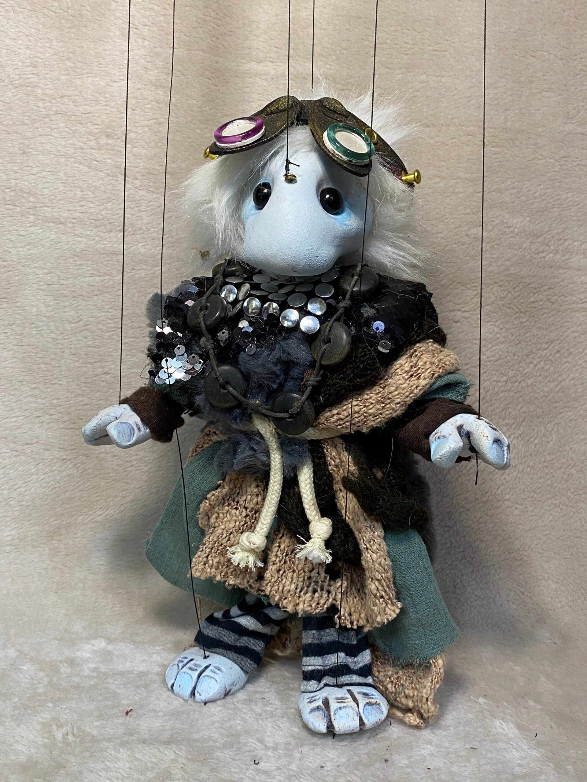 Dolldrum - an Underwolder Oddling Marionette