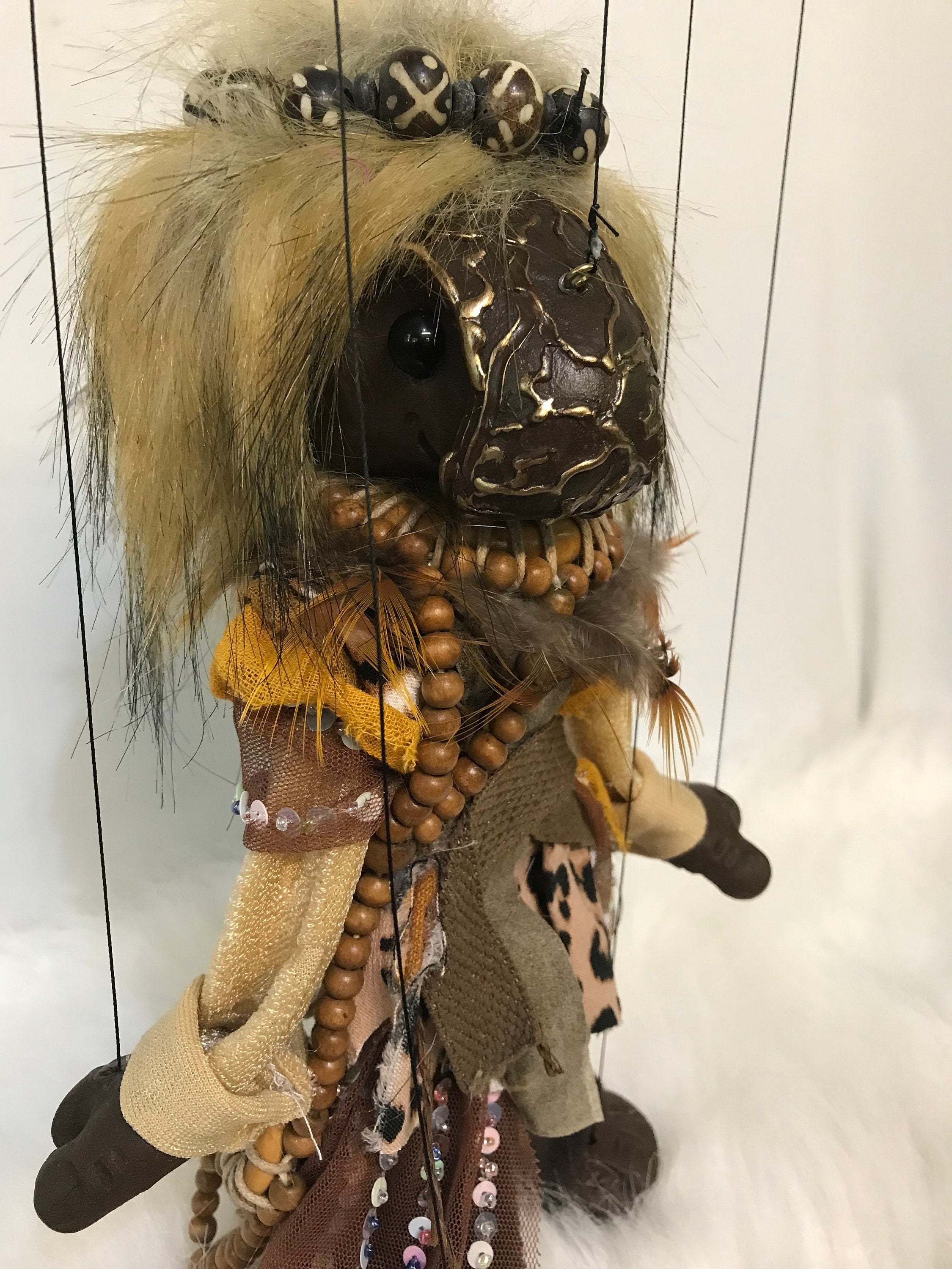 Qen - a Desert-dweller Oddling marionette