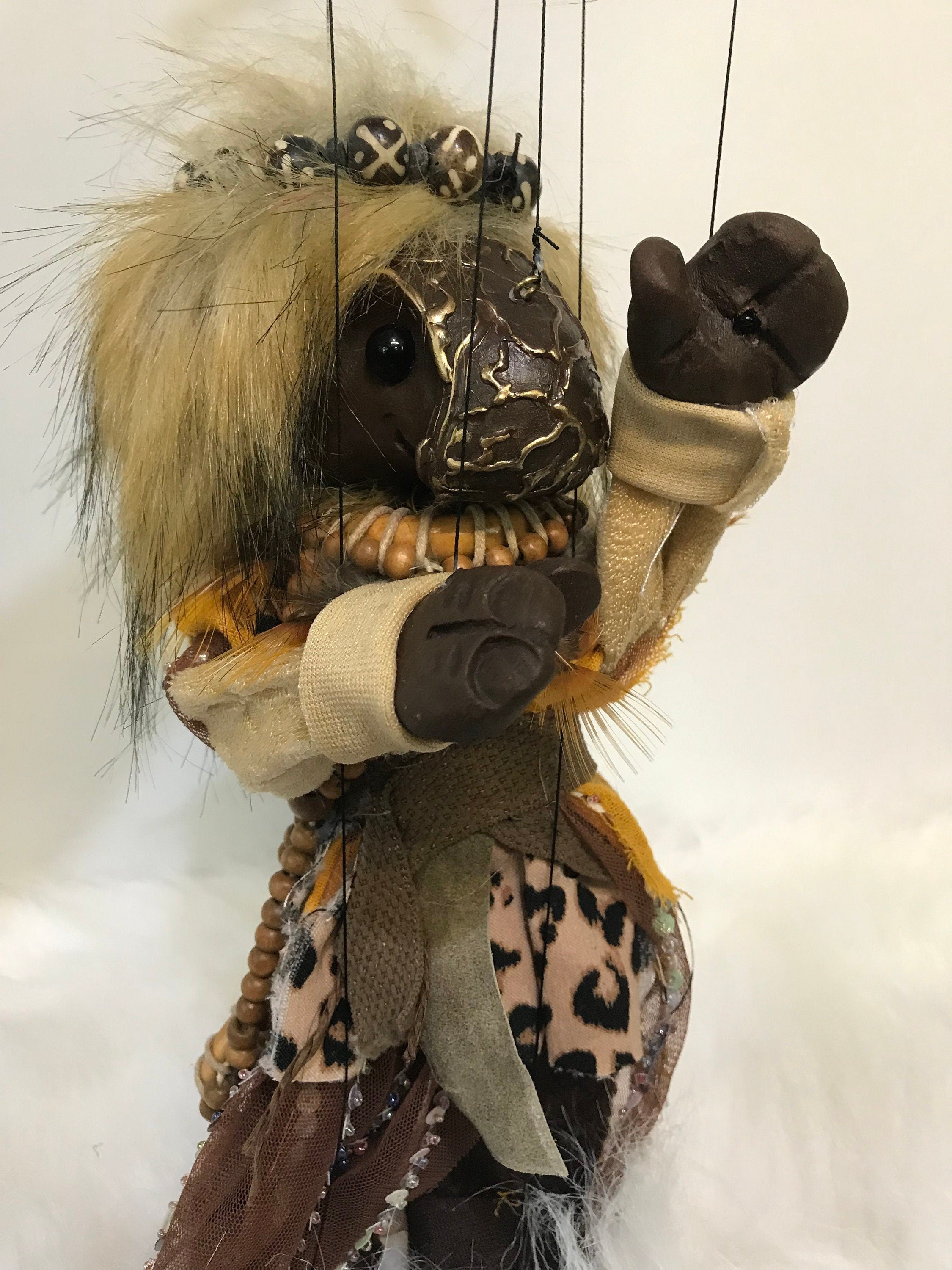 Qen - a Desert-dweller Oddling marionette