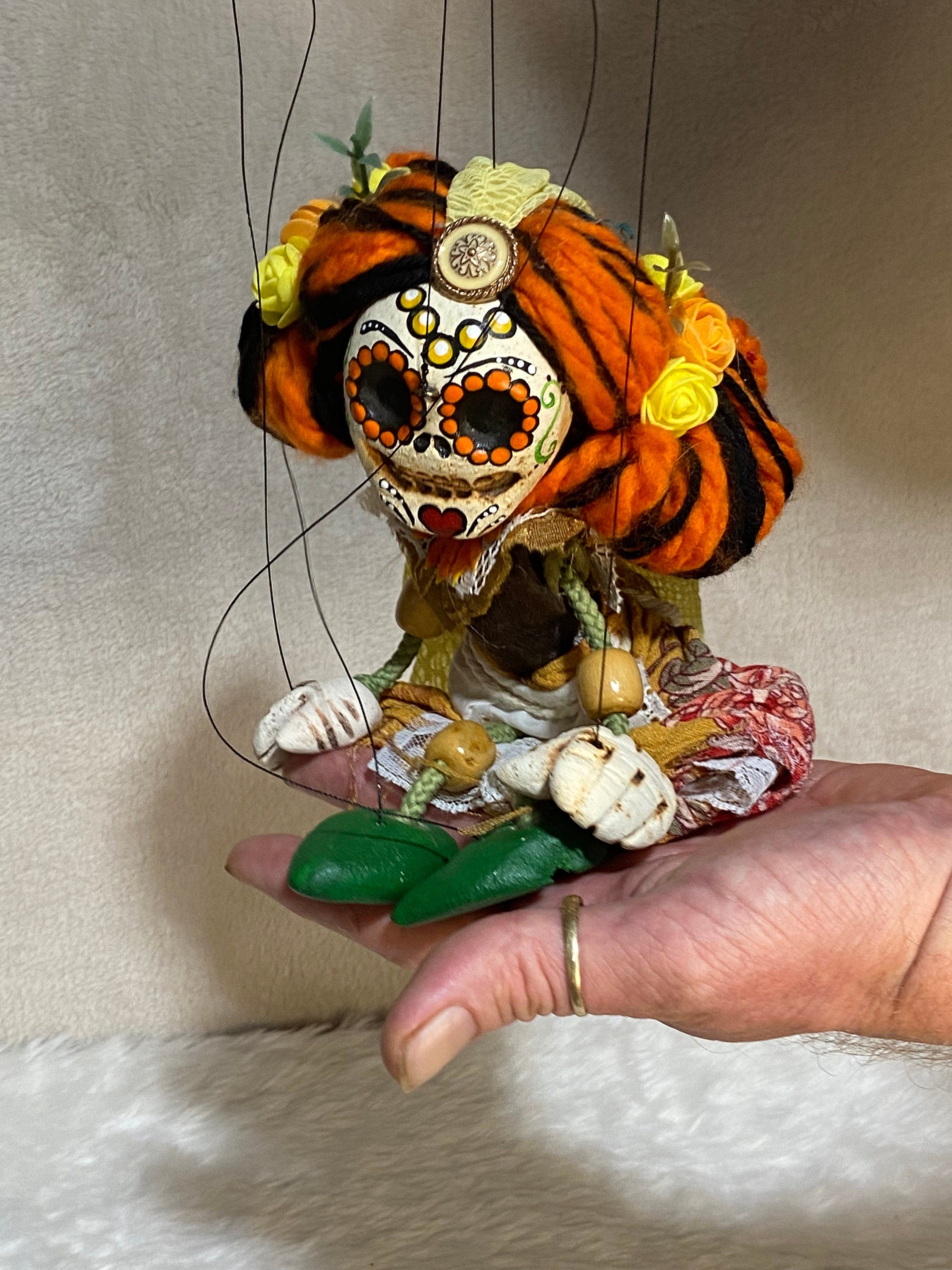 Day-of-the-Dead Señorita - Marionette Puppet