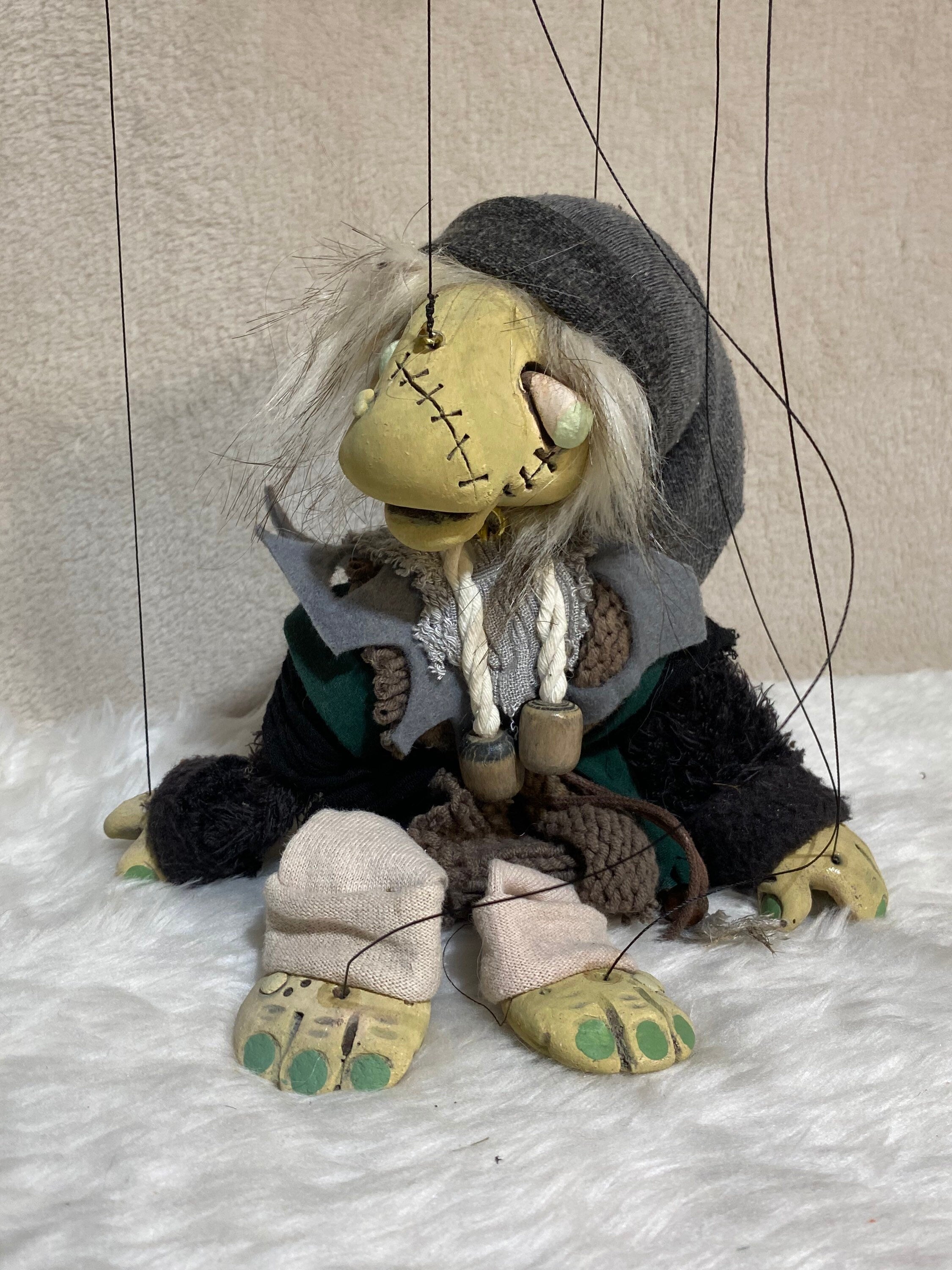 Grogg - a Zombling marionette