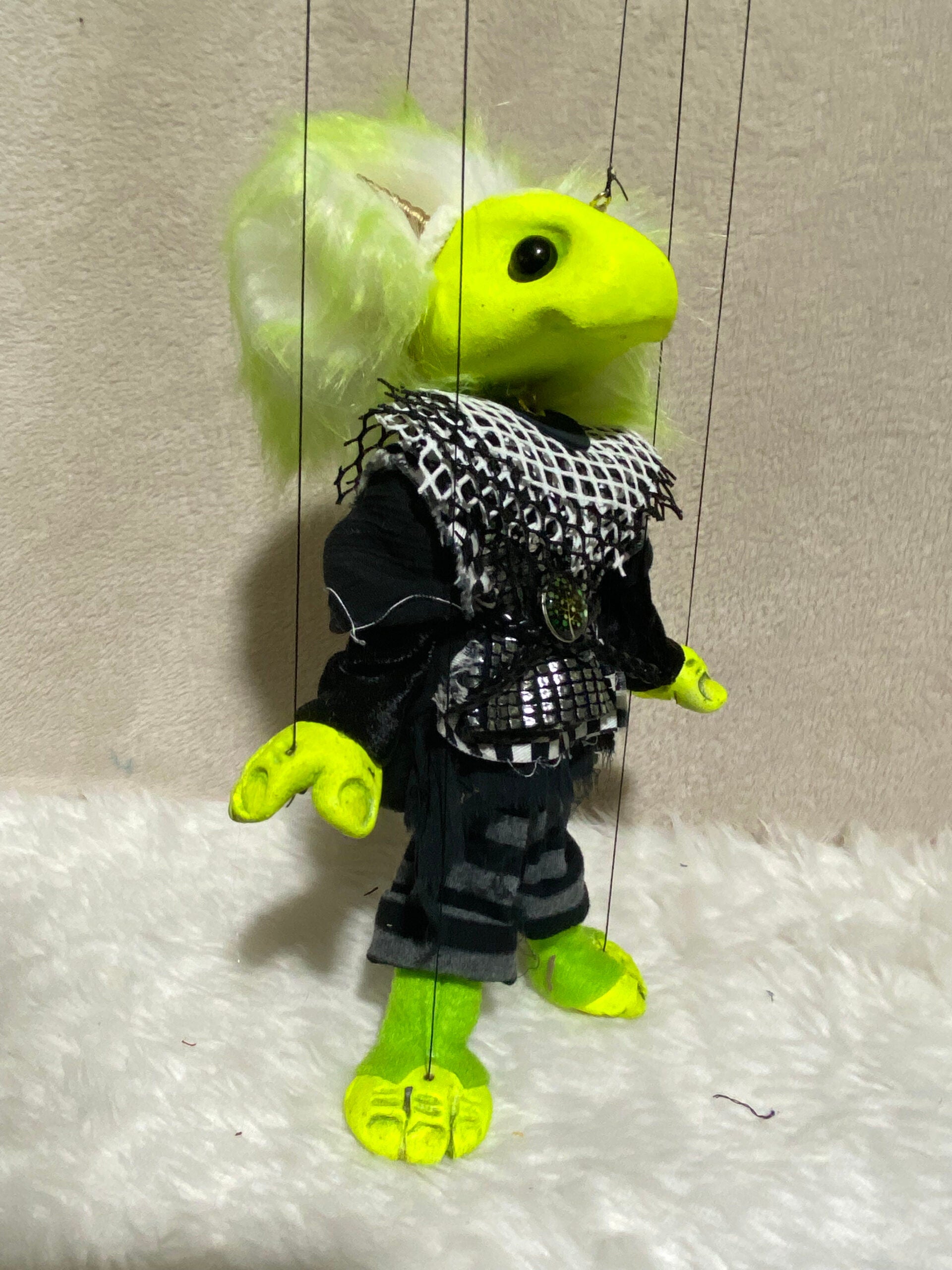 Ti - an Oddling Marionette