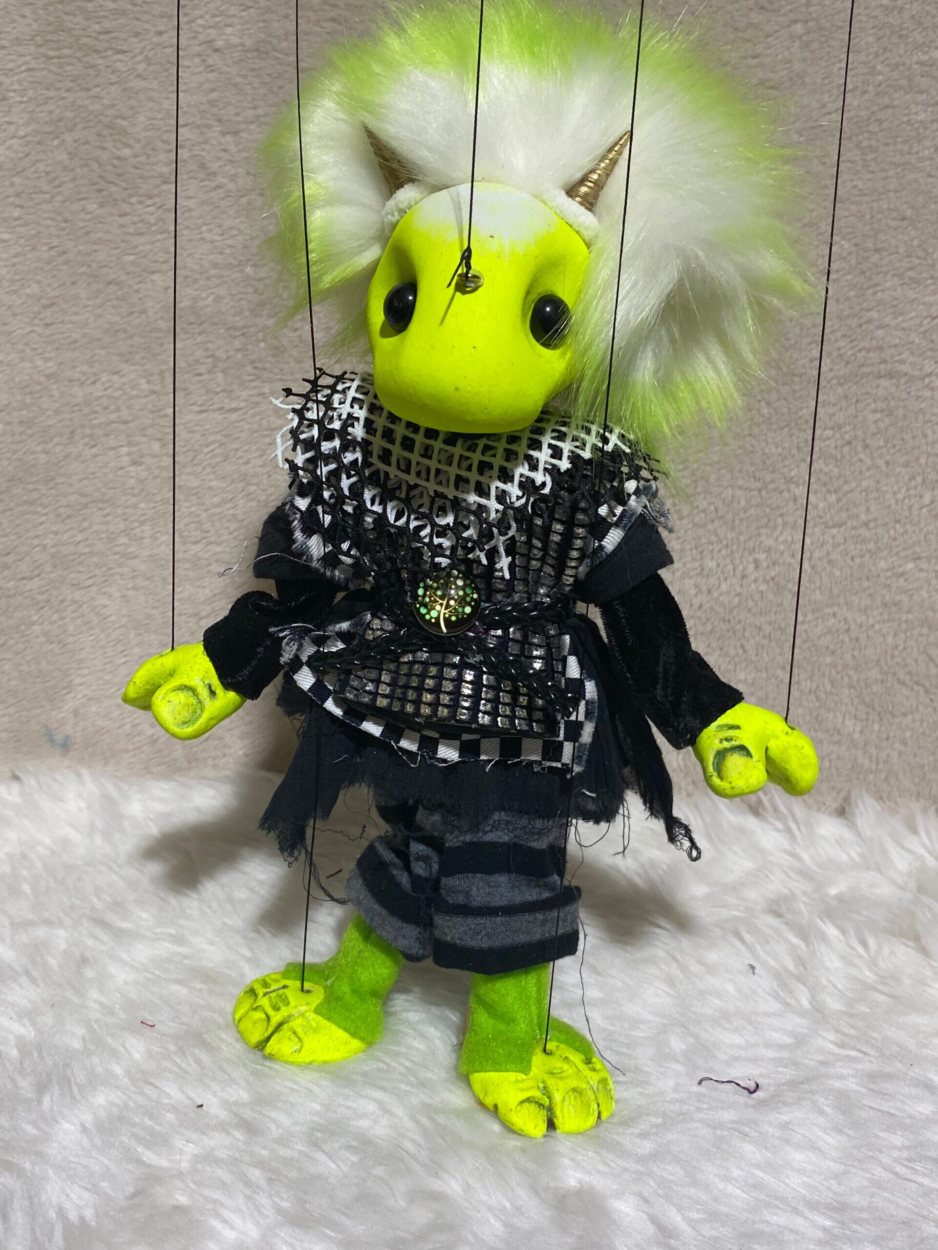 Ti - an Oddling Marionette