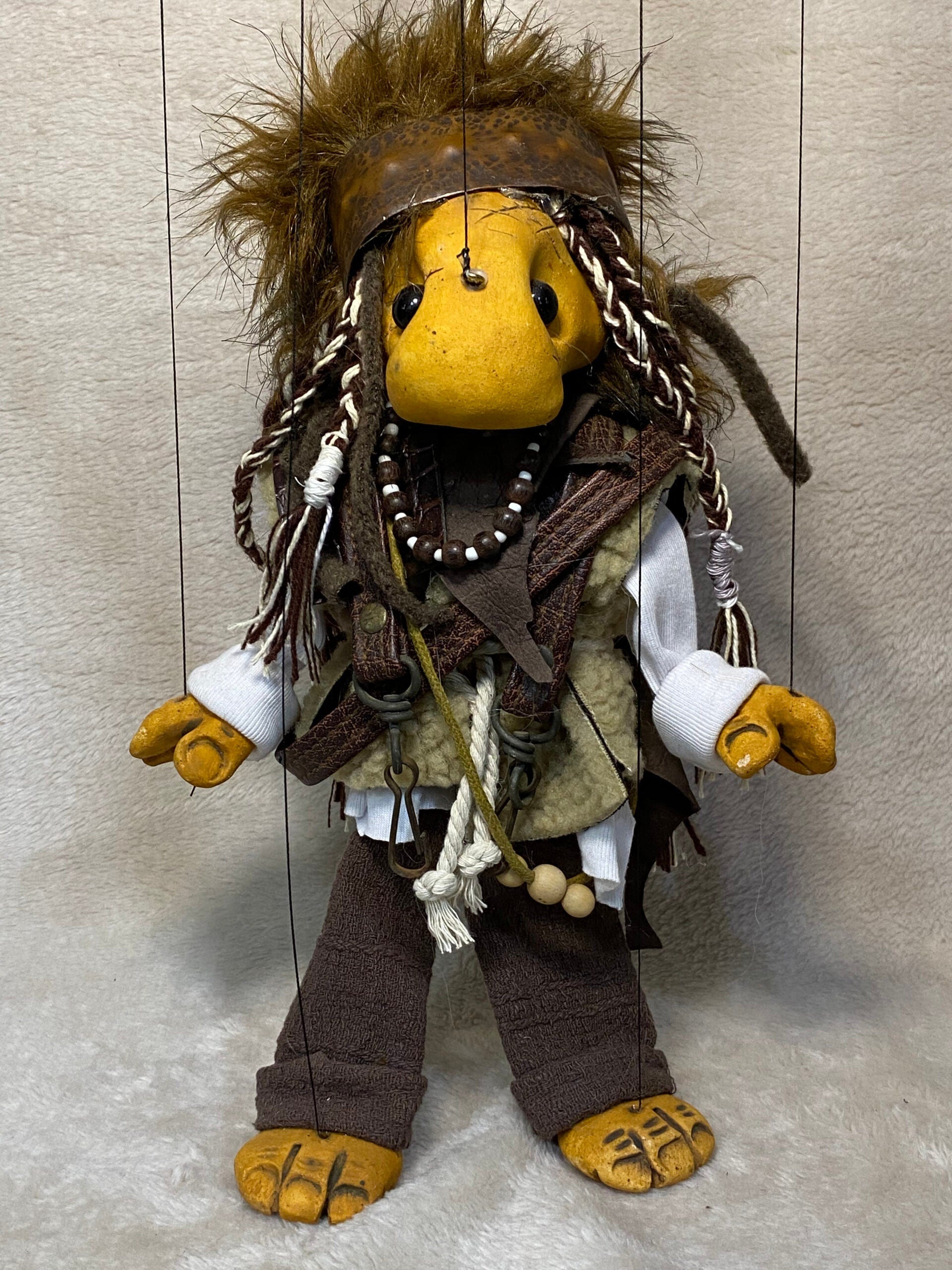 Sloane the Paladin - an Oddling Marionette