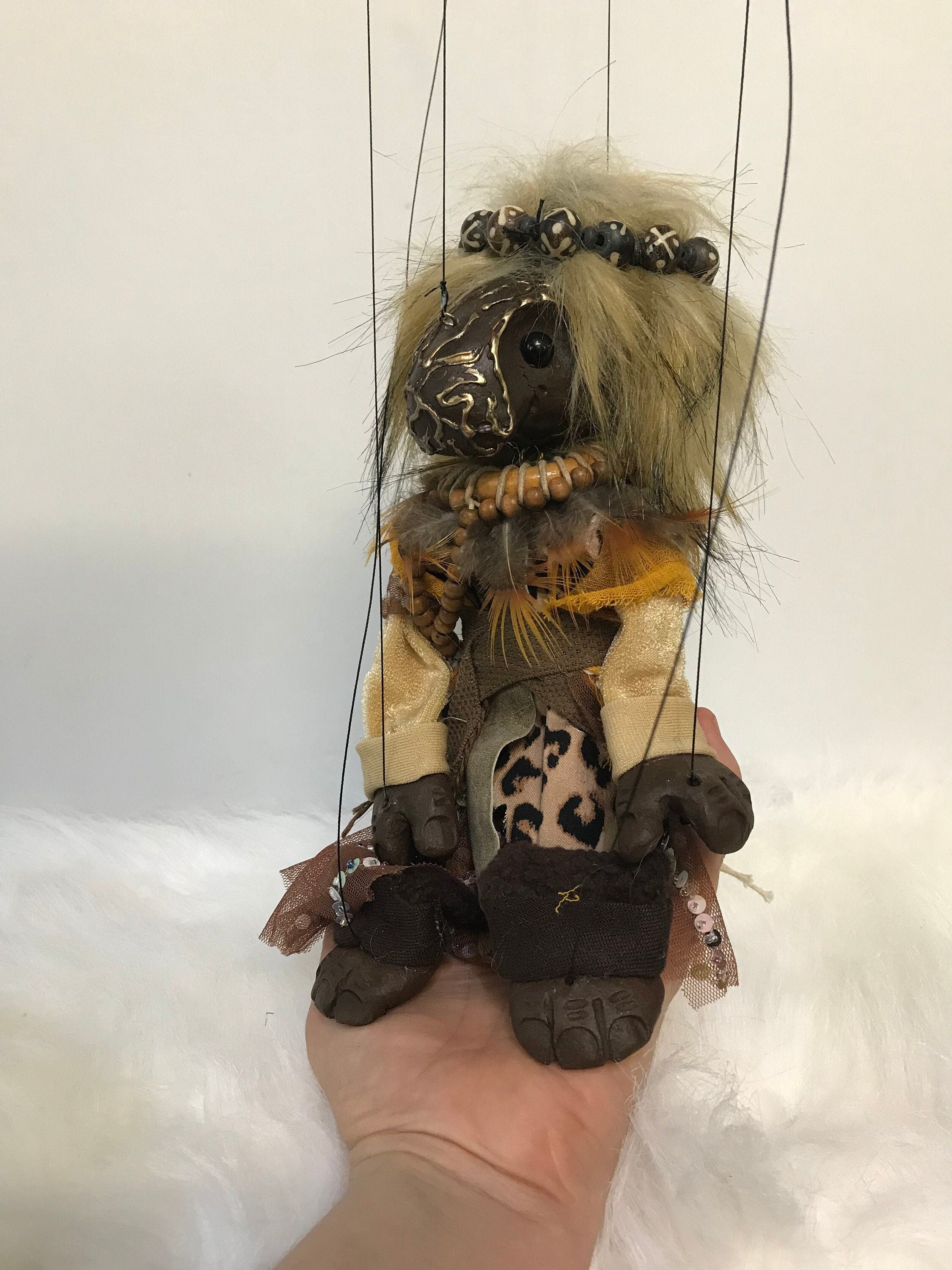 Qen - a Desert-dweller Oddling marionette