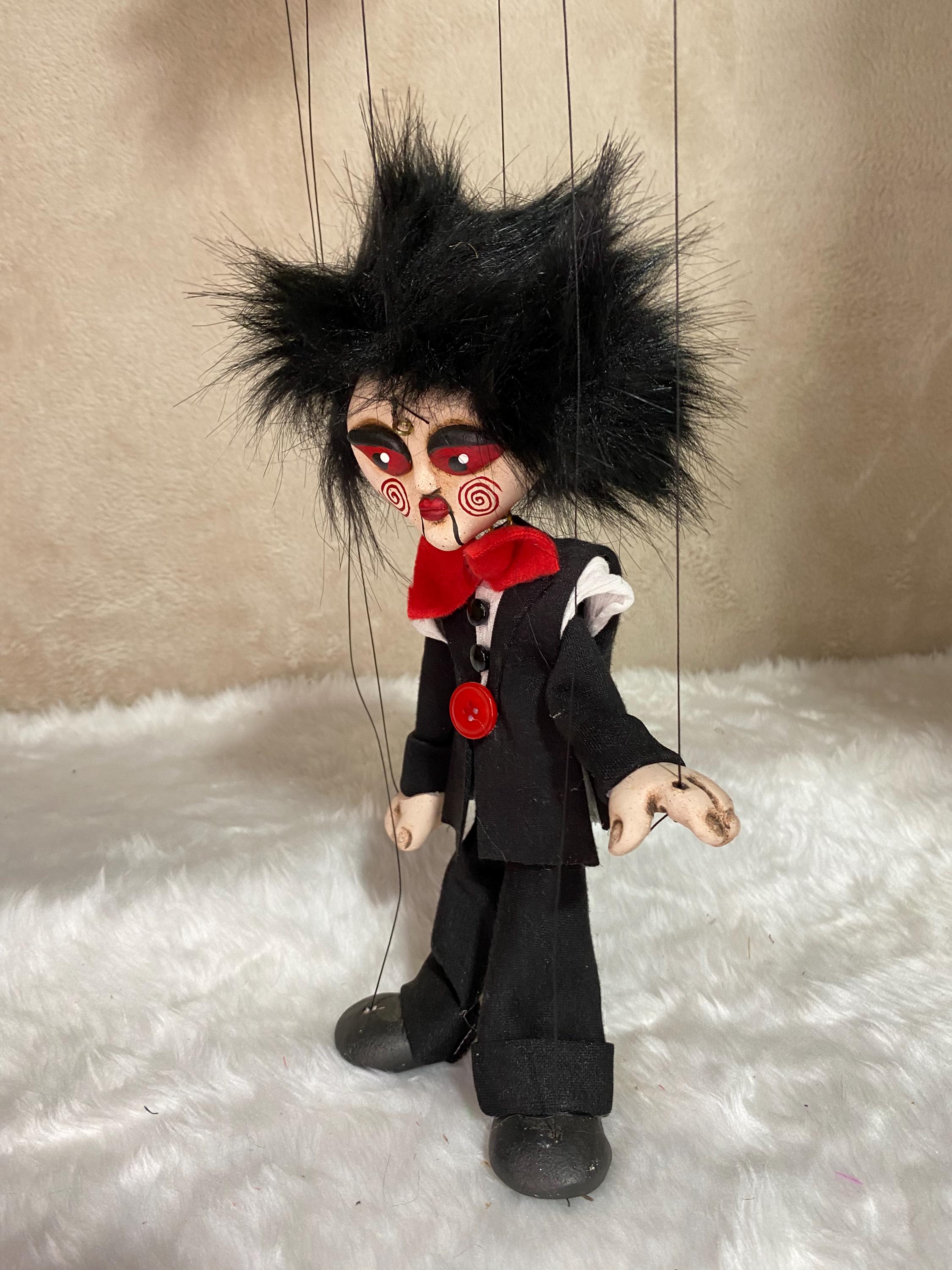 Creepy Ventiloquist Doll: Cosplay Marionette Puppet