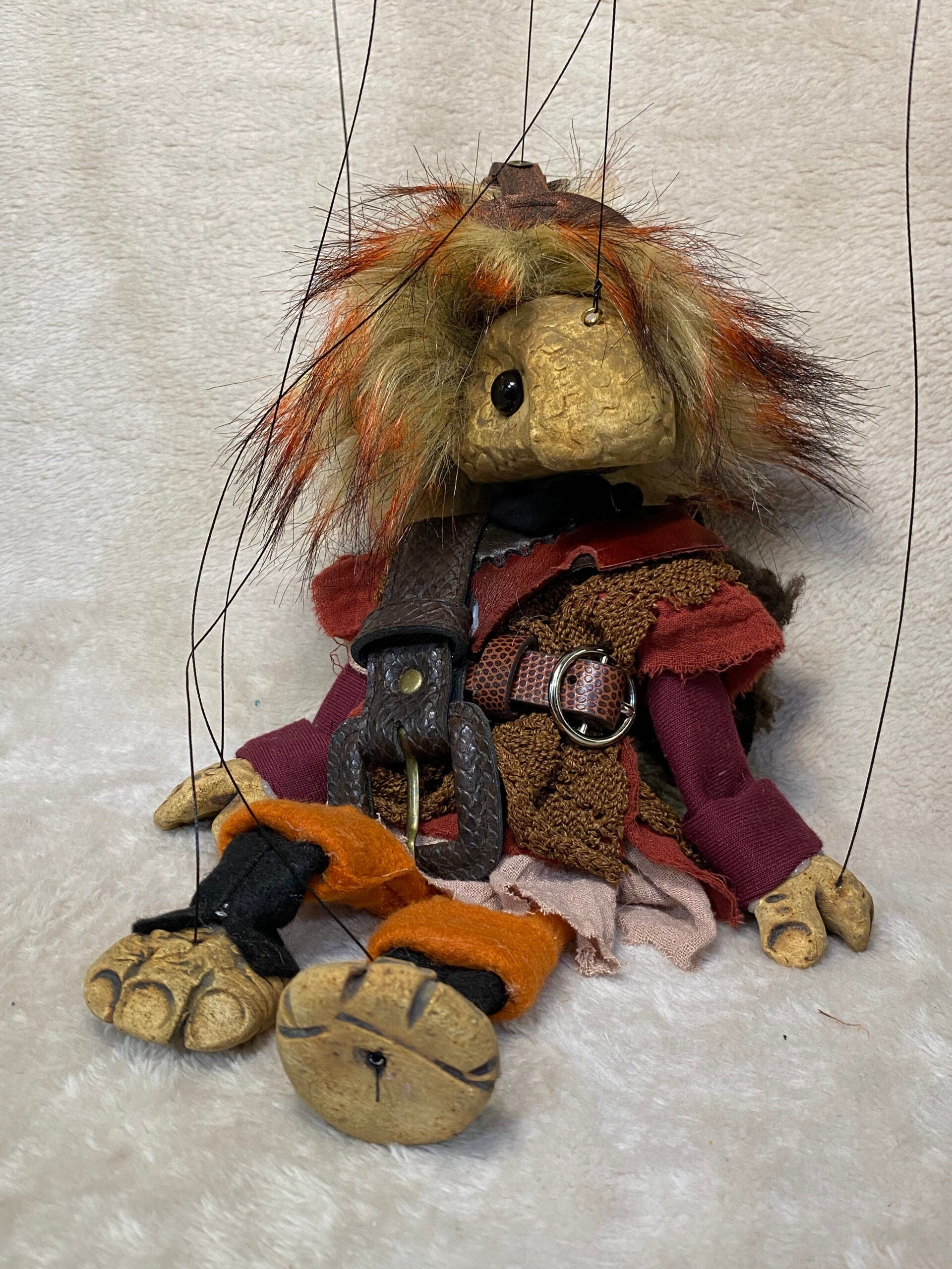 Hraef - a Desert-dweller Oddling Marionette