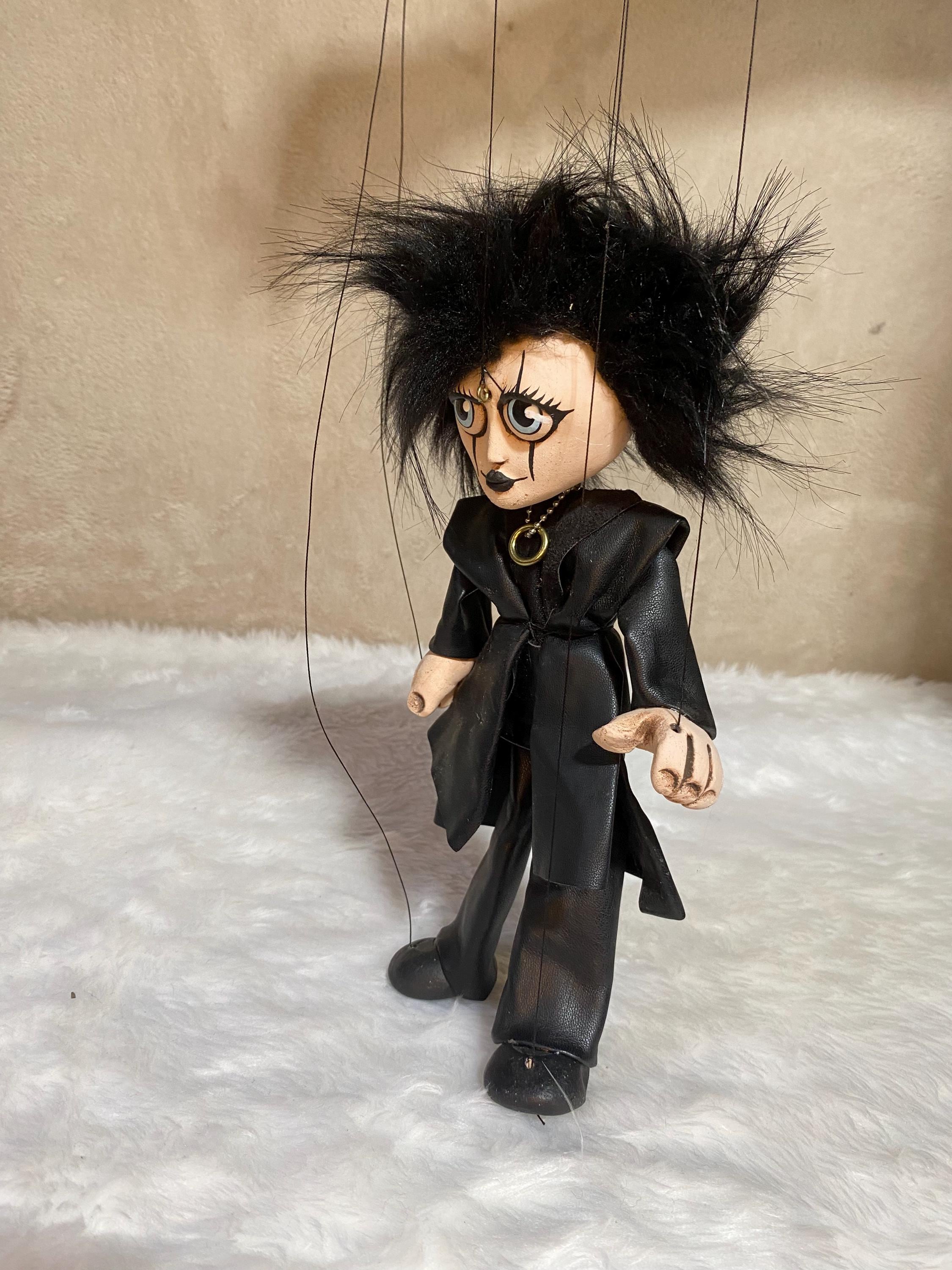The Crow: Cosplay Gothic superhero character