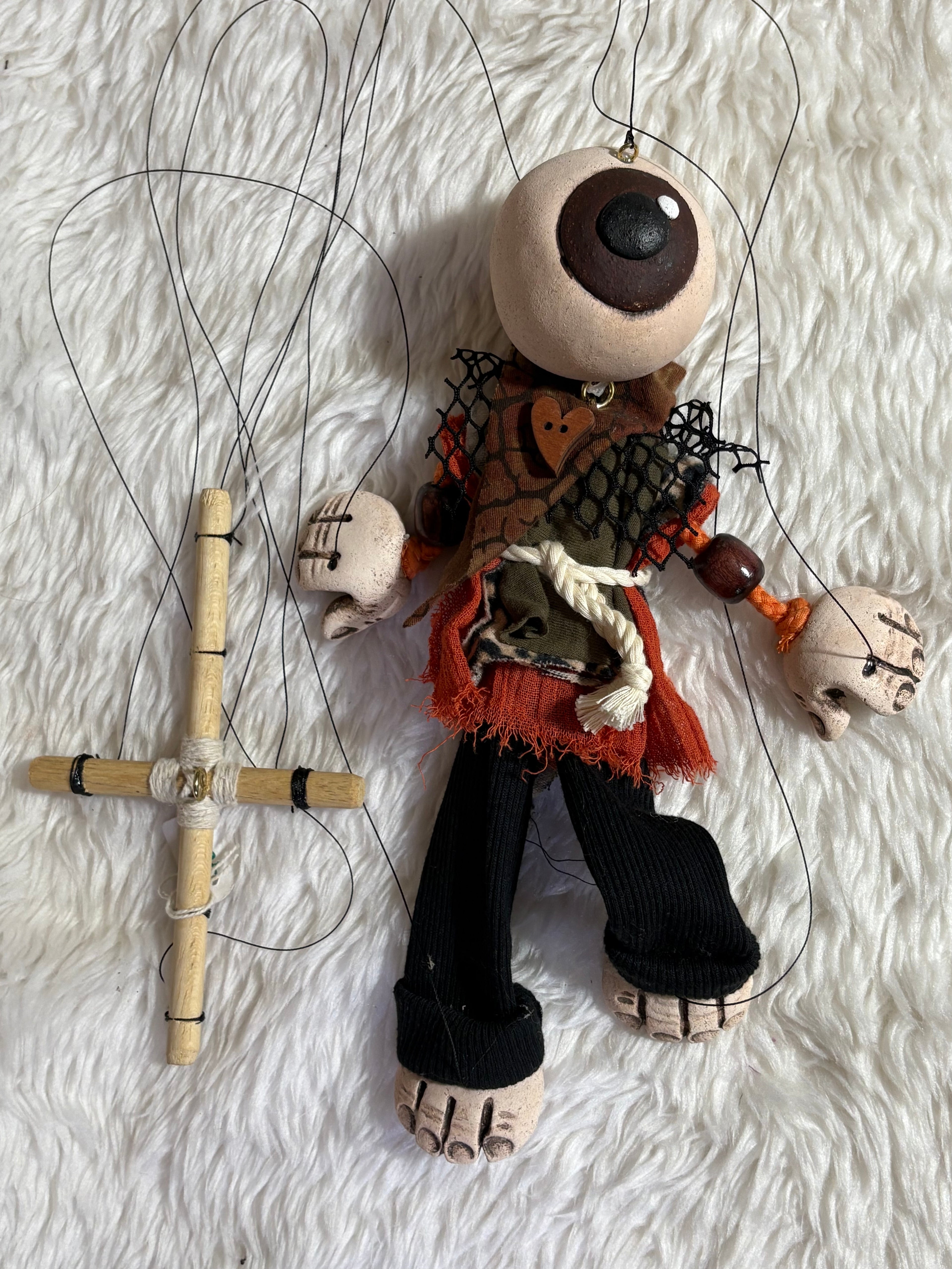 Eyeball Monster: Classic Marionette Puppet