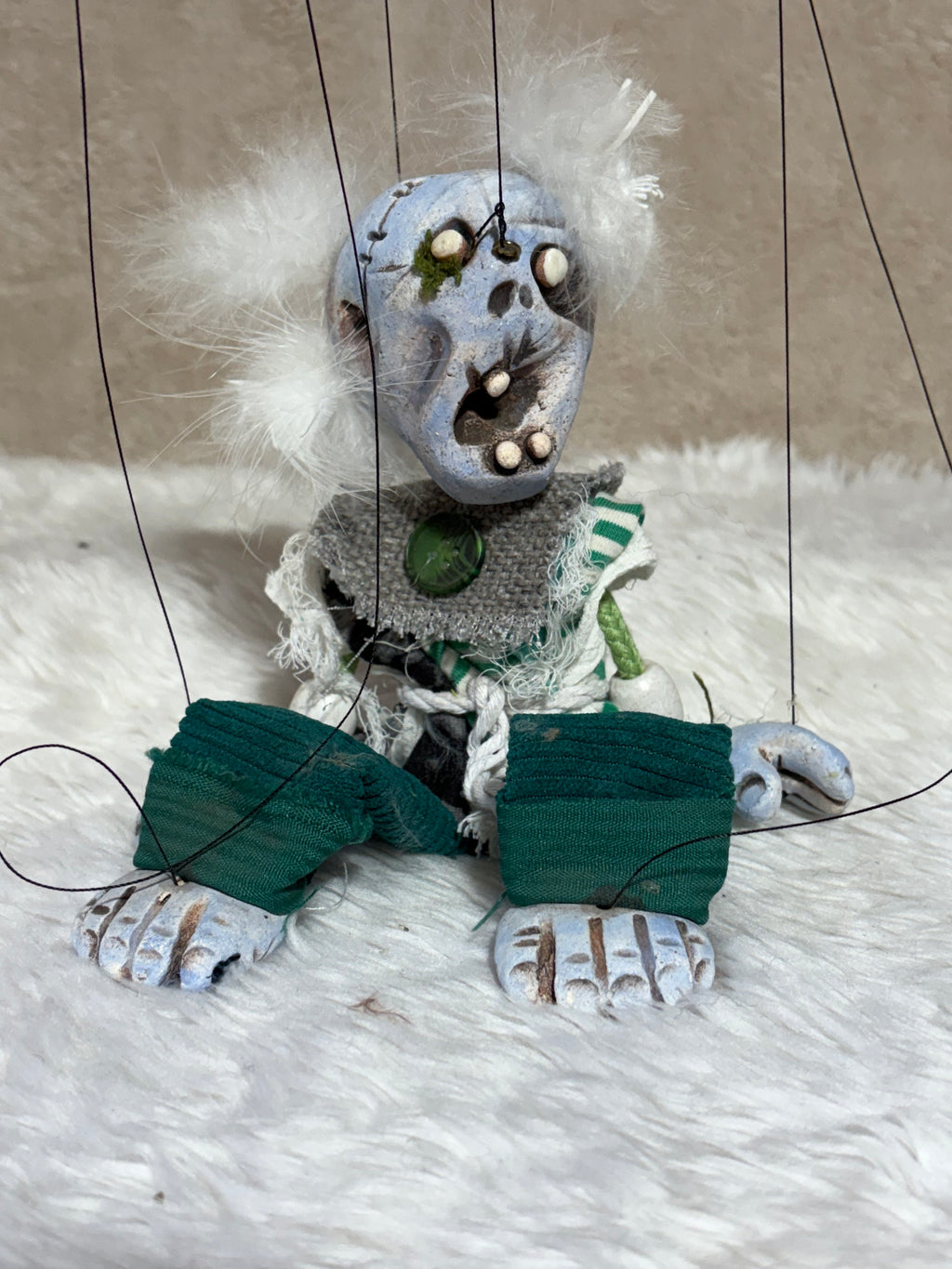 Squizz: Undead Zombie Marionette Puppet