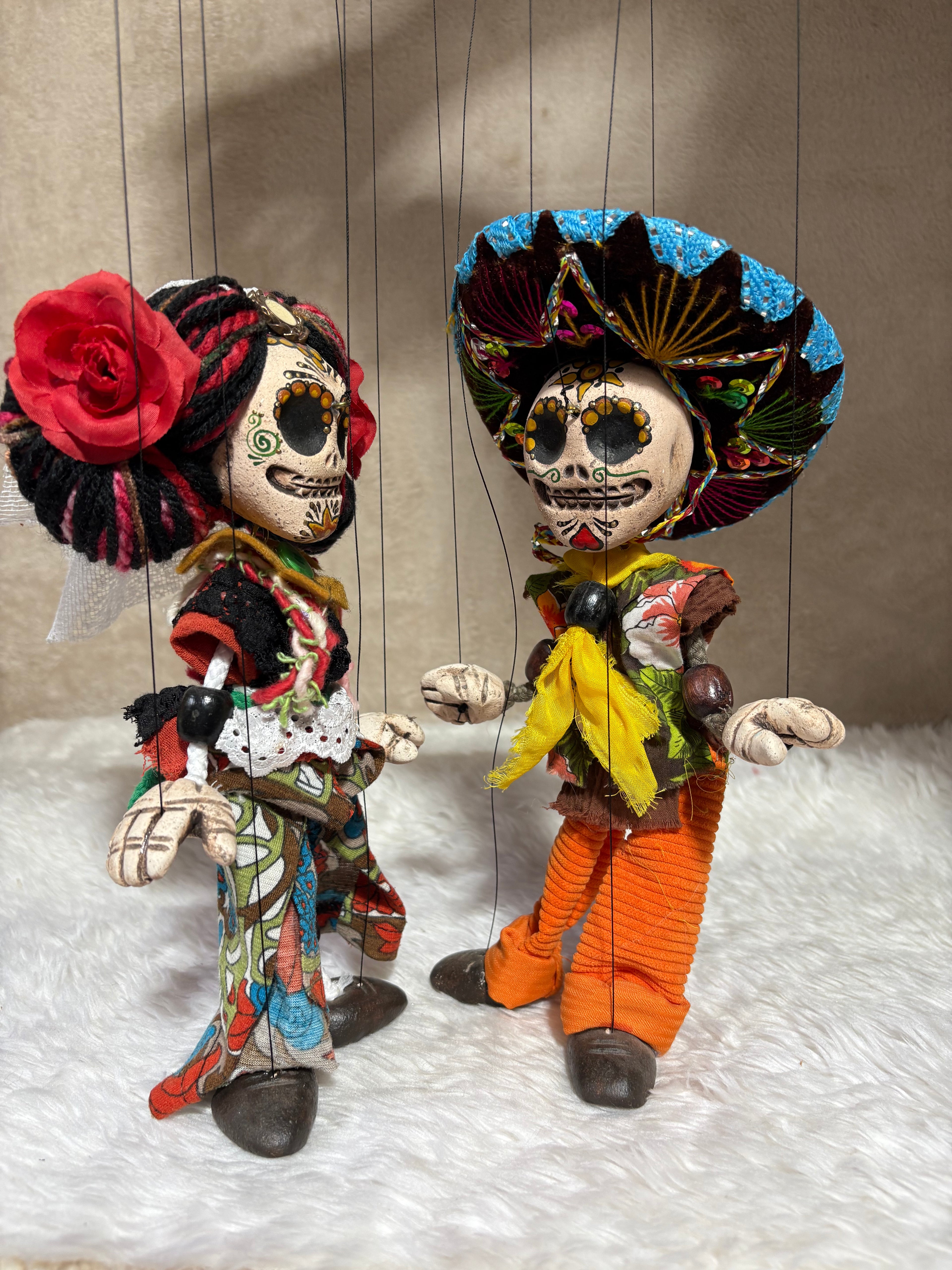 Day-of-the-Dead Couple - Marionette Puppets
