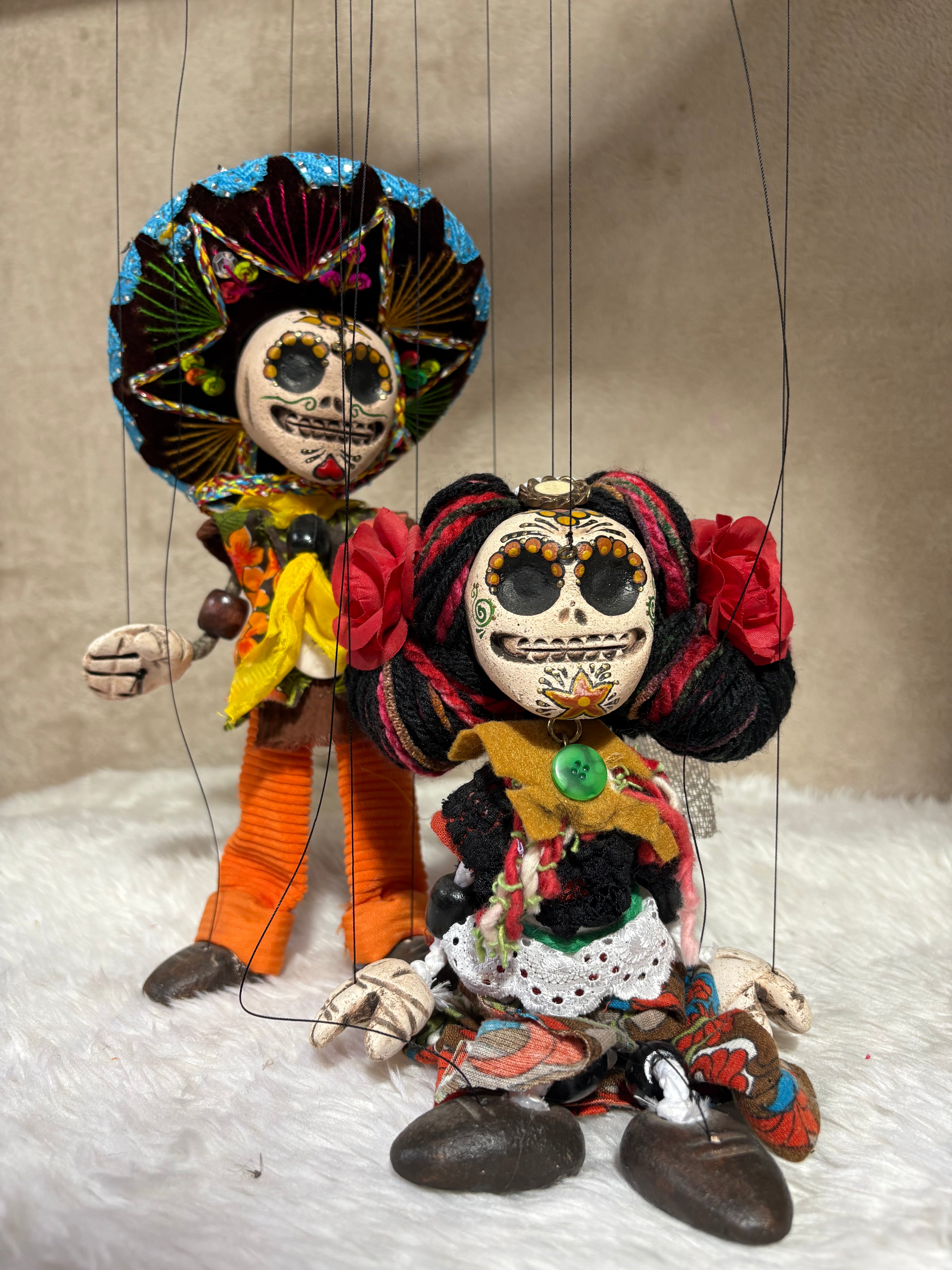 Day-of-the-Dead Couple - Marionette Puppets