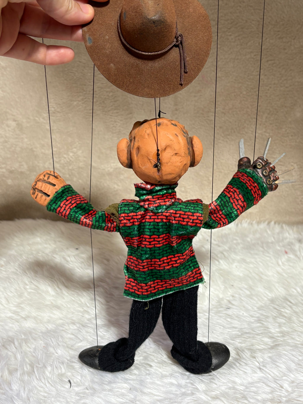 Freddy Krueger: Horror Slasher Marionette Puppet