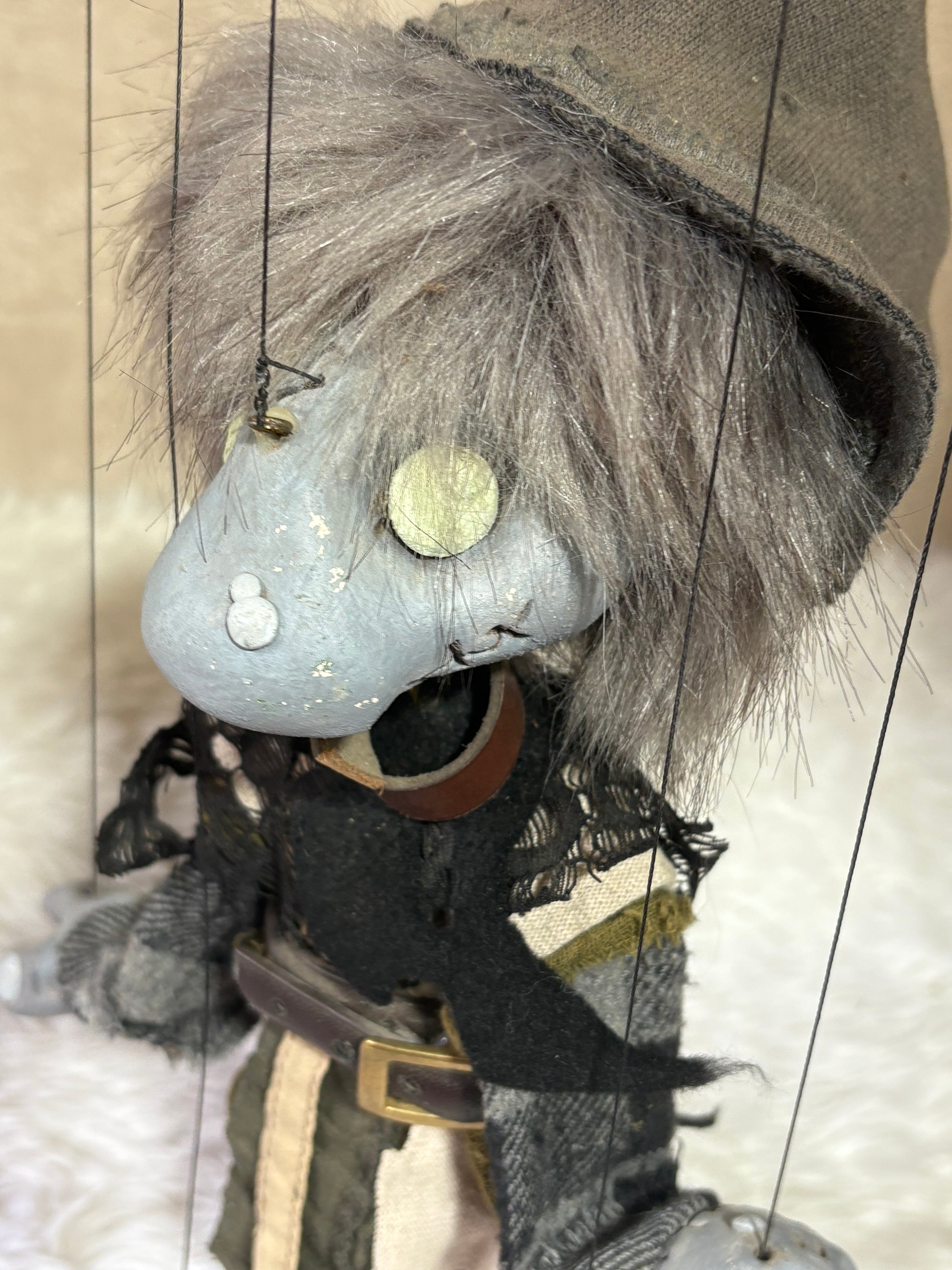 Mudd: Brainless Deadling Plaything of the Mad King's Ward