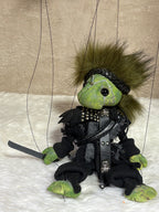 Bugbee: Deadly Knife-Master of Koaltraine's Bastards