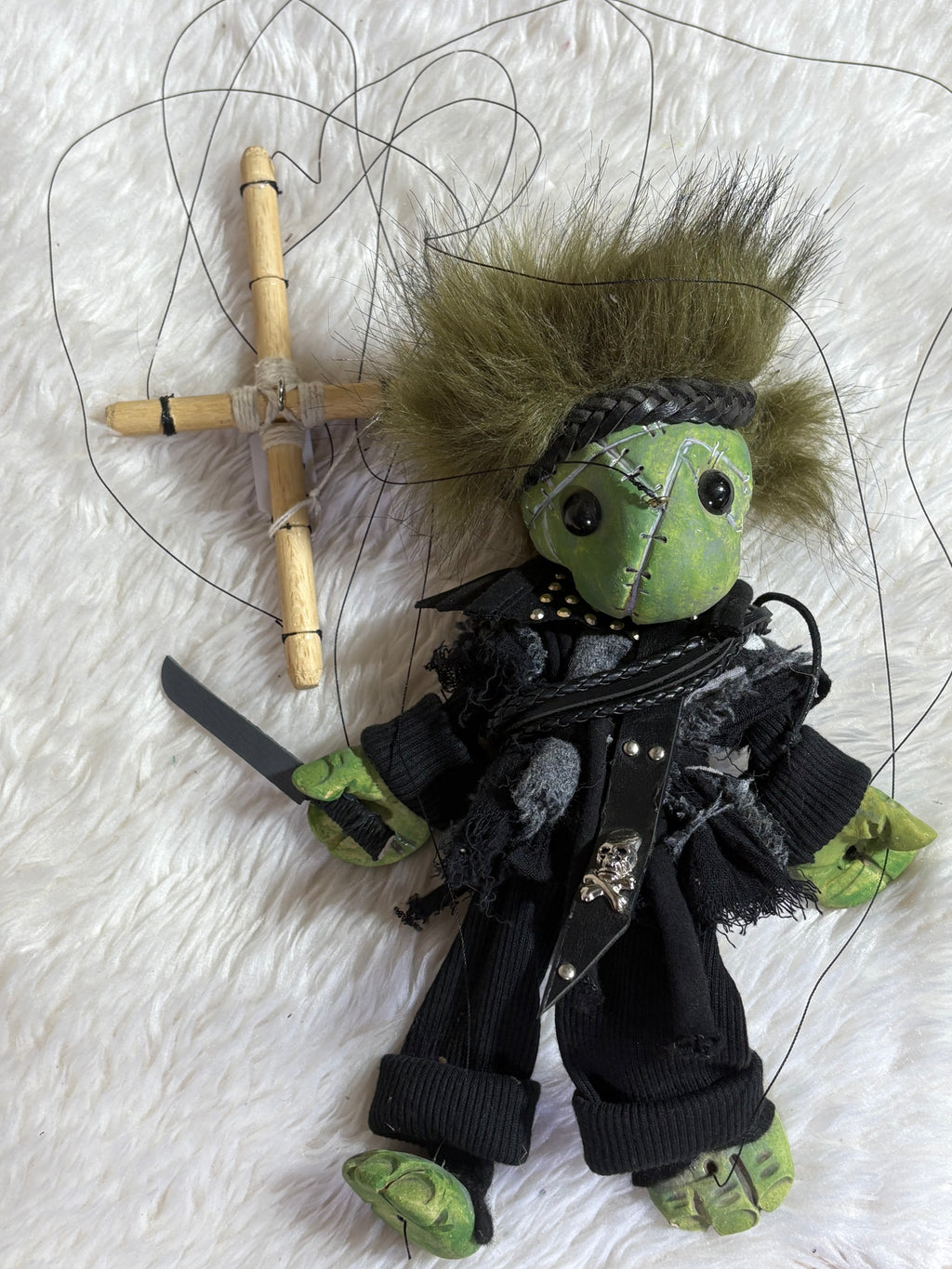 Bugbee: Deadly Knife-Master of Koaltraine's Bastards