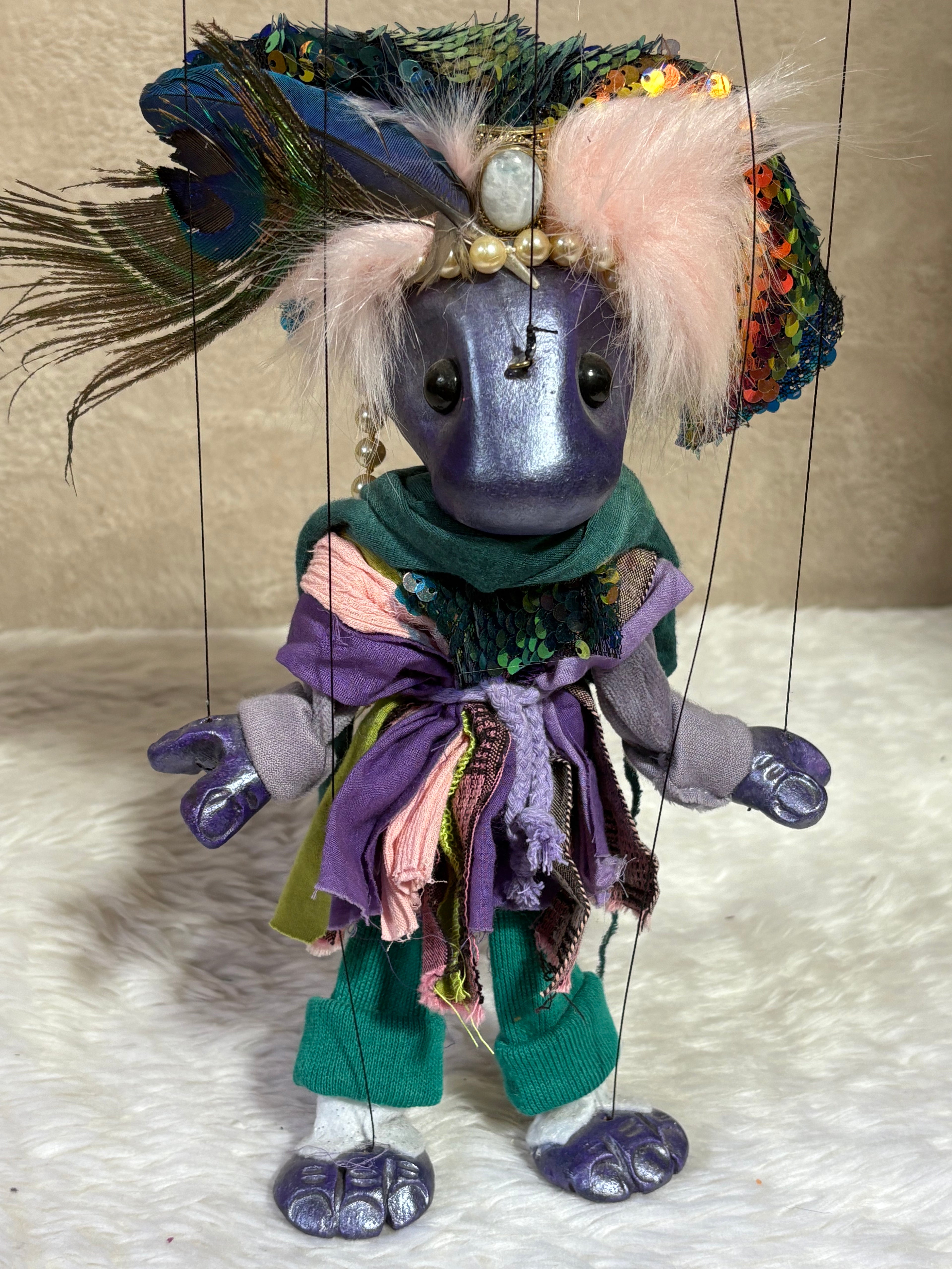 Phorn: Clever Merchant's Ward with a Heart-Breaking Destiny