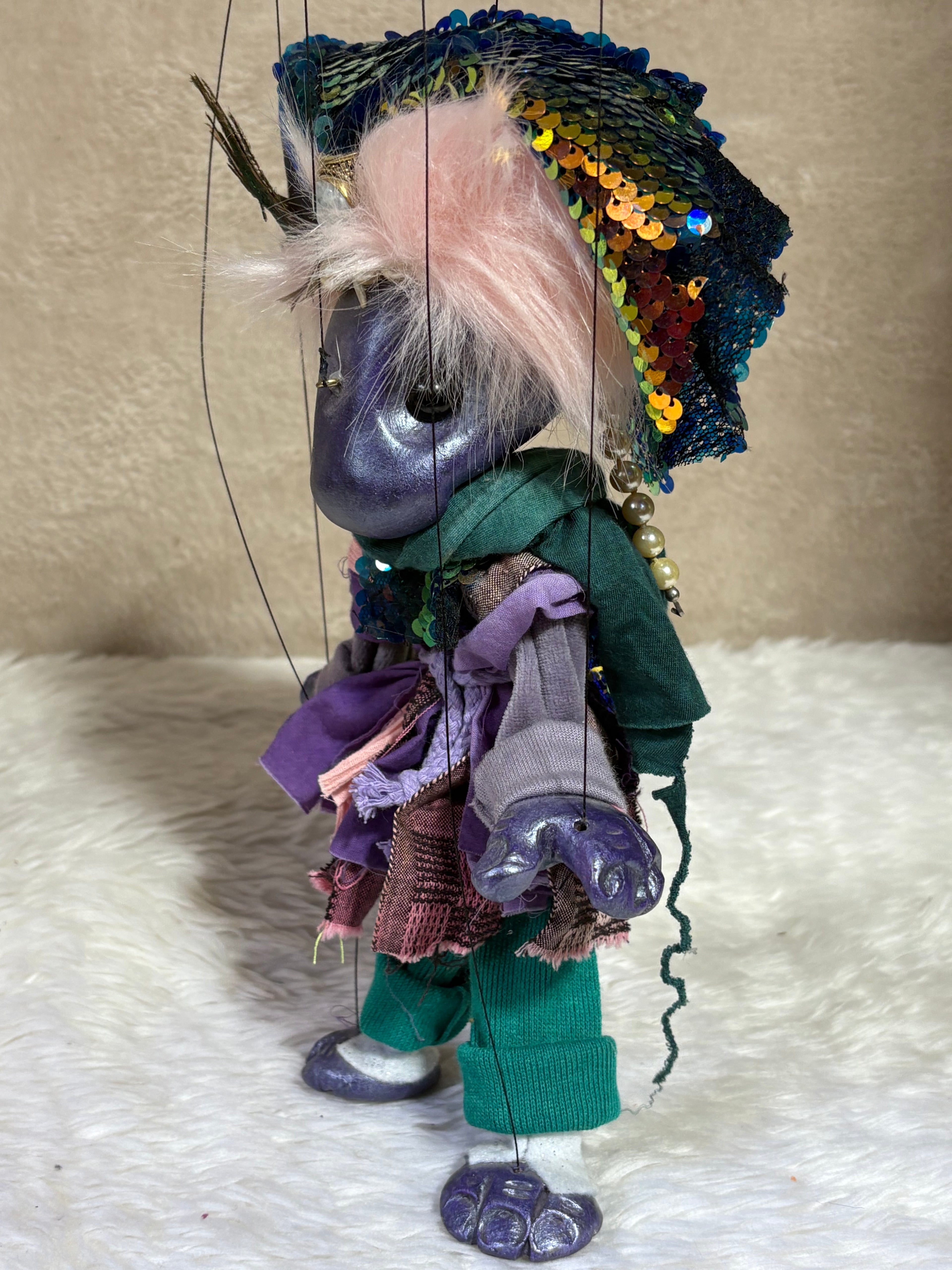 Phorn: Clever Merchant's Ward with a Heart-Breaking Destiny