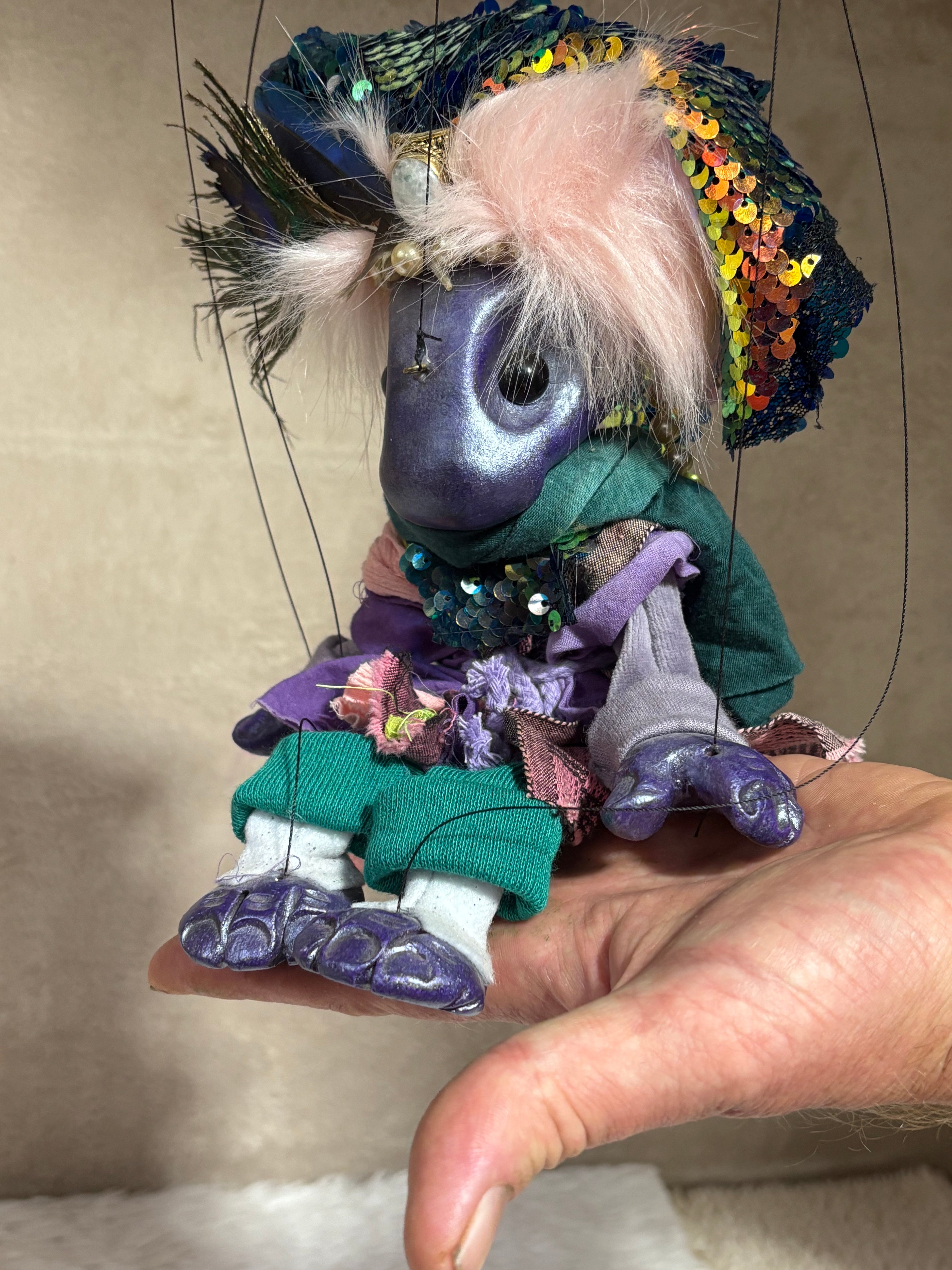 Phorn: Clever Merchant's Ward with a Heart-Breaking Destiny