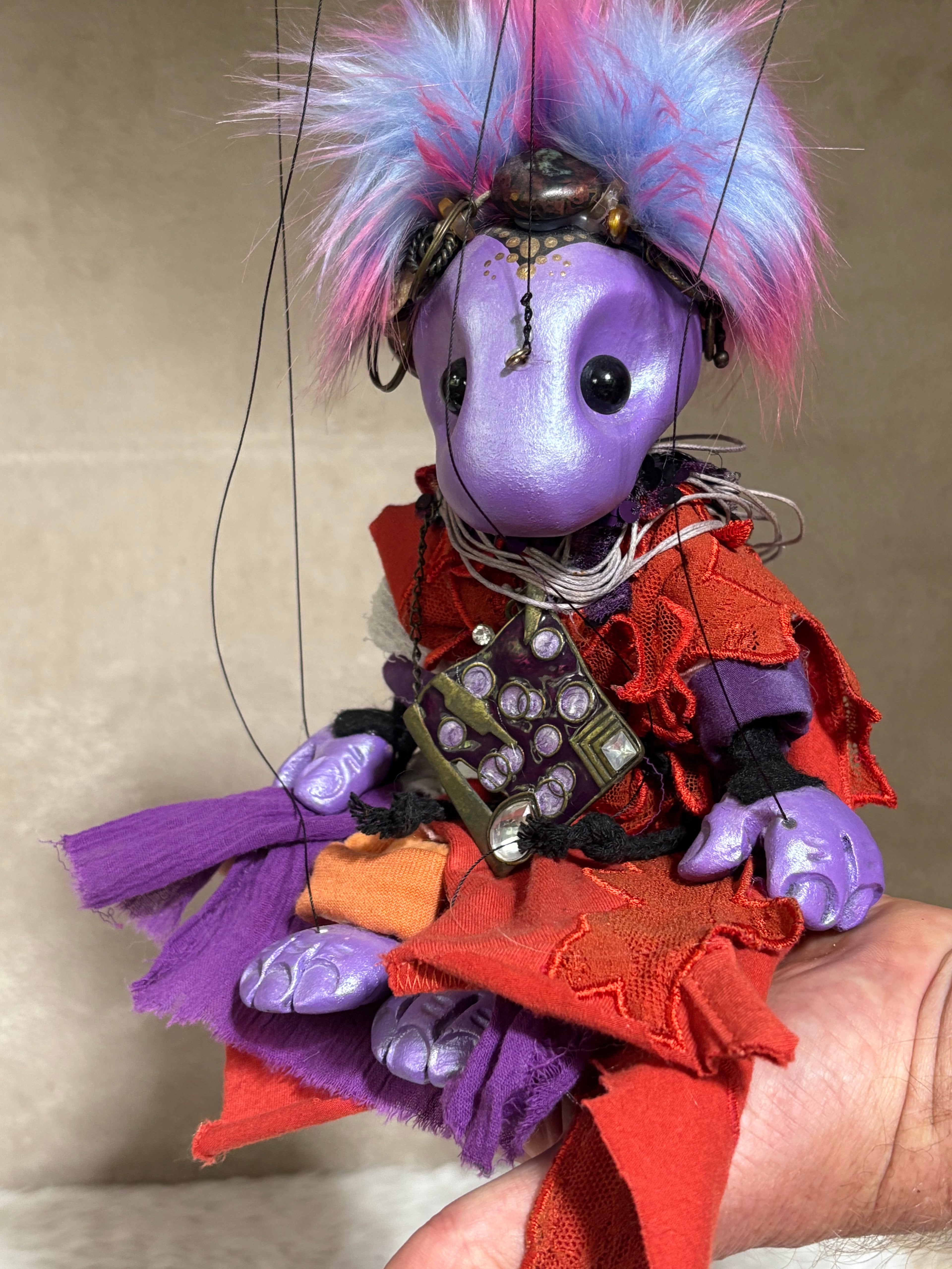 Gubbi: Feyling Storyteller Guarding the Source's Secret