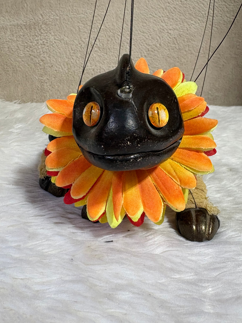 Frilled Neck Lizard- Marionette Puppet