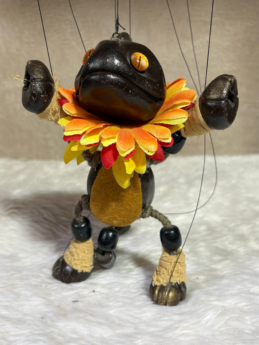 Frilled Neck Lizard- Marionette Puppet
