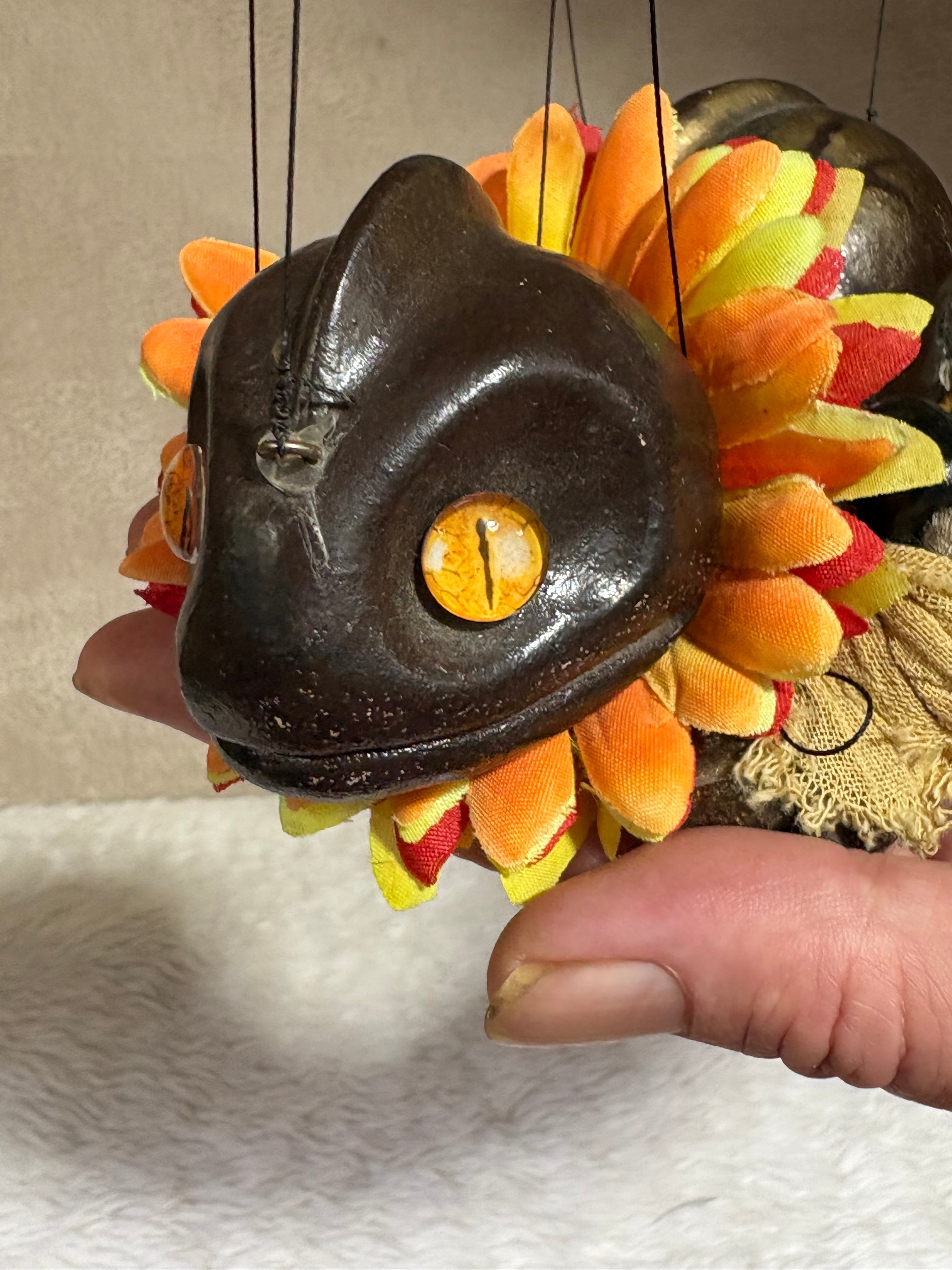 Frilled Neck Lizard- Marionette Puppet