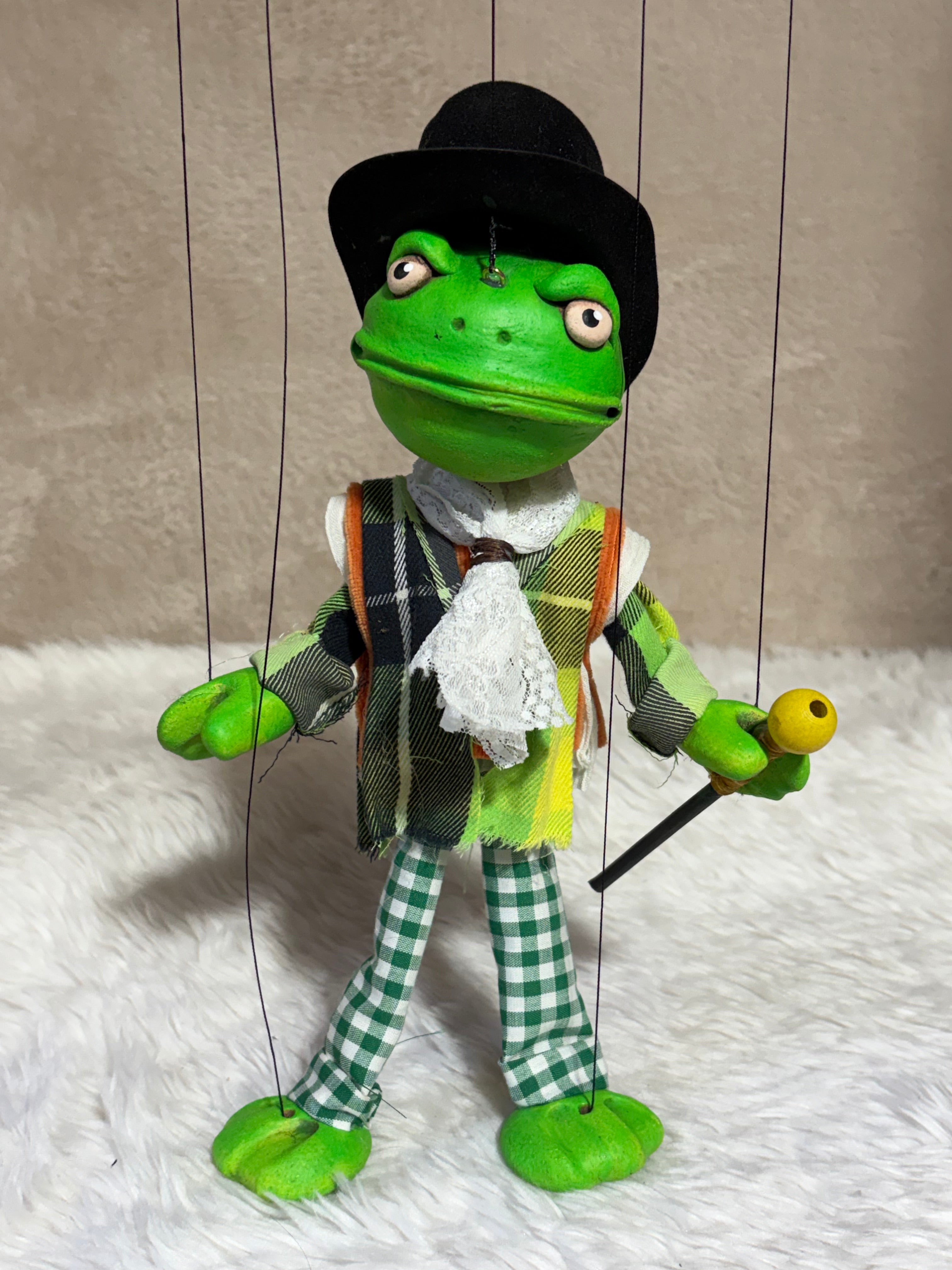 Thaddeus Von Croaksworth : Anthro Marionette