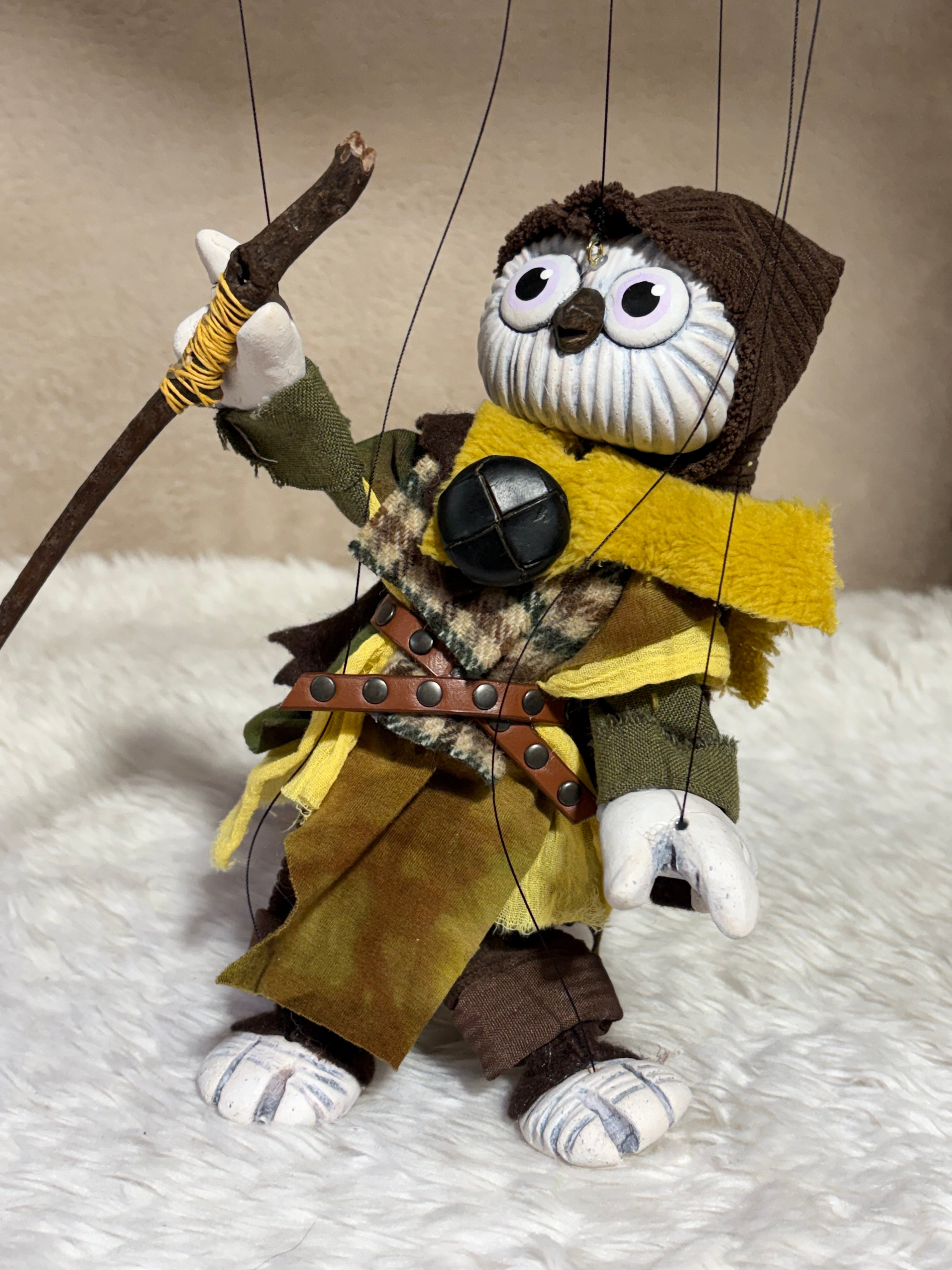 Hoots the Owl : Anthro Marionette