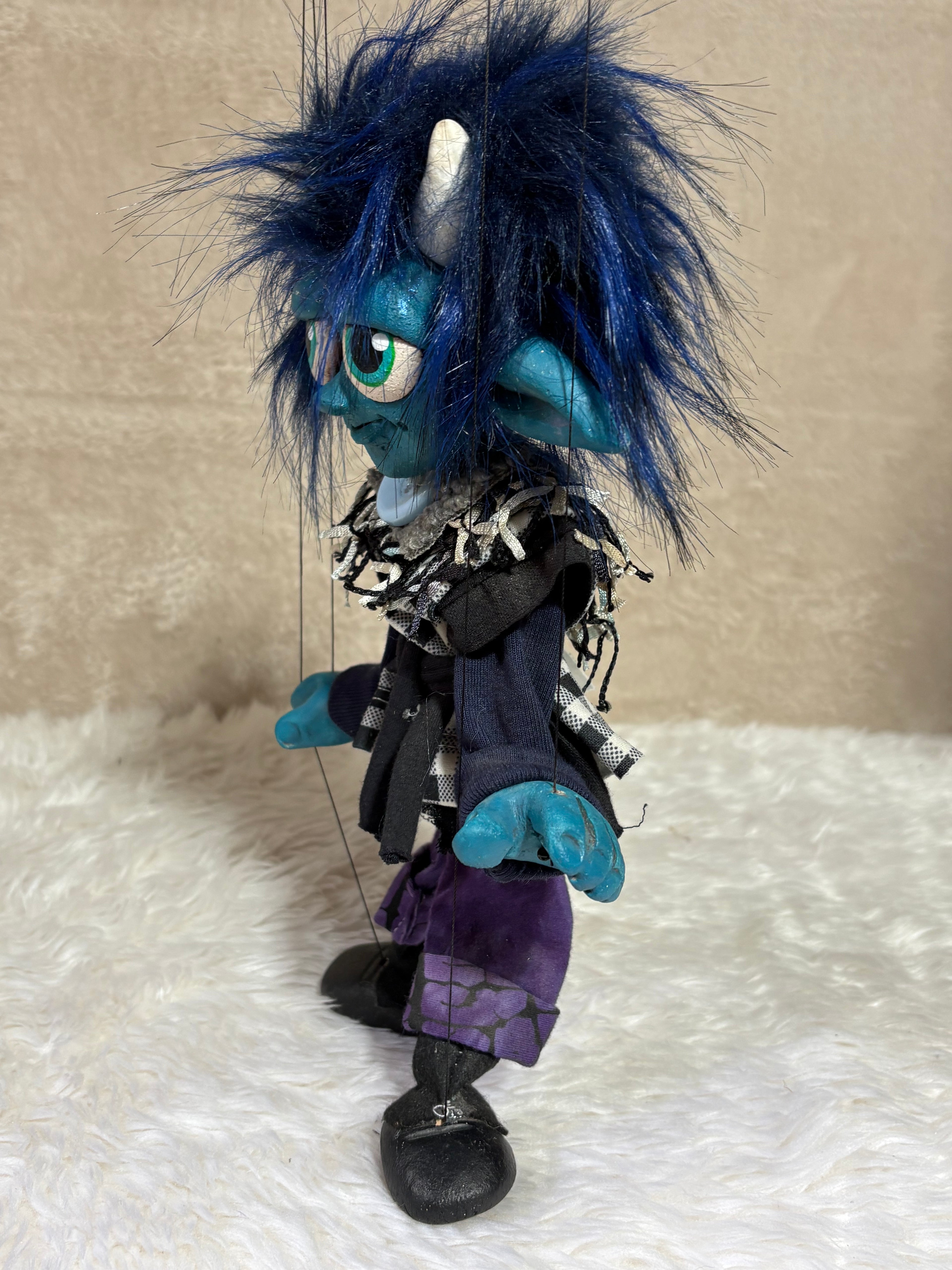 Zender – Marionette Puppet