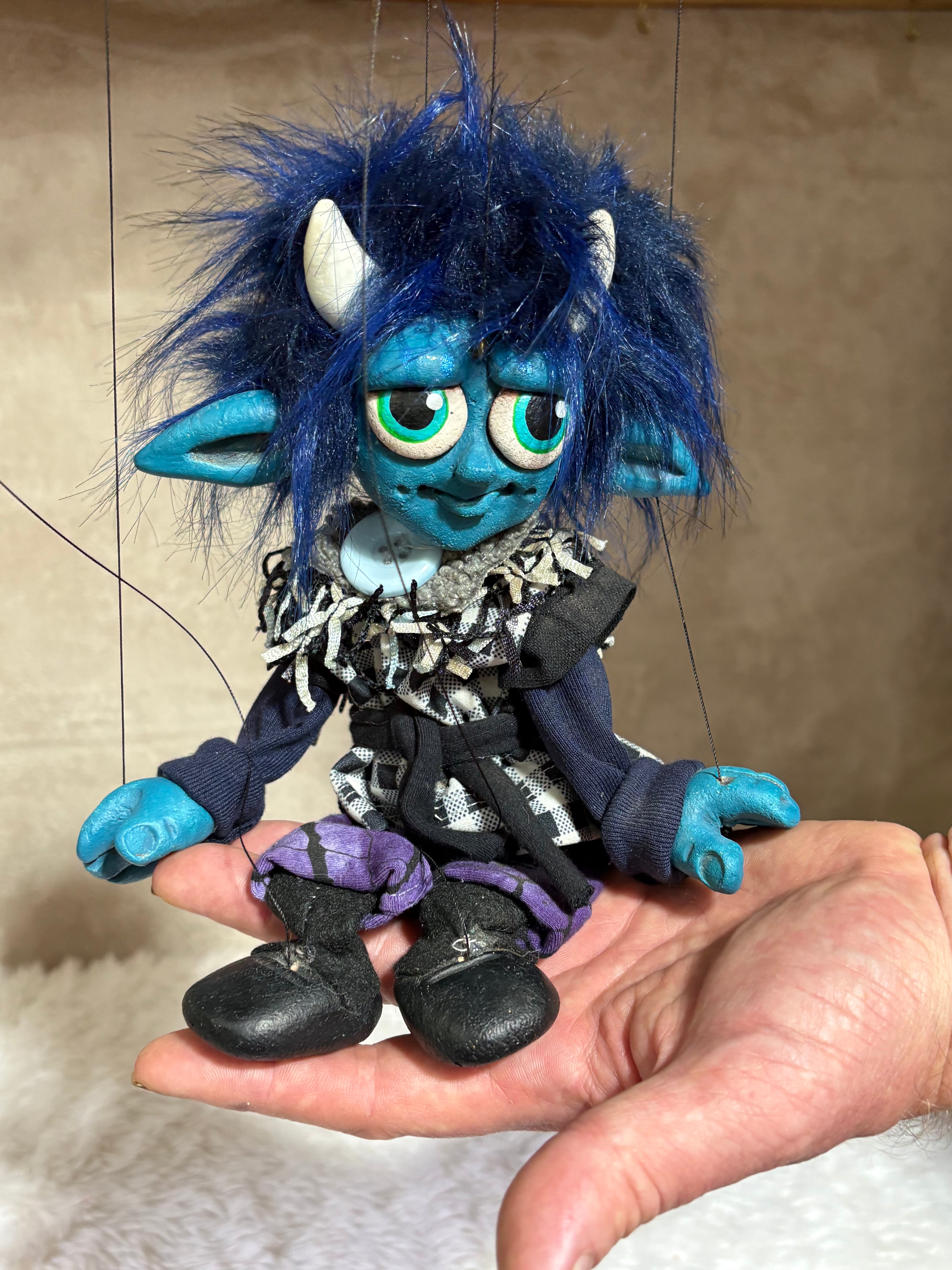 Zender – Marionette Puppet