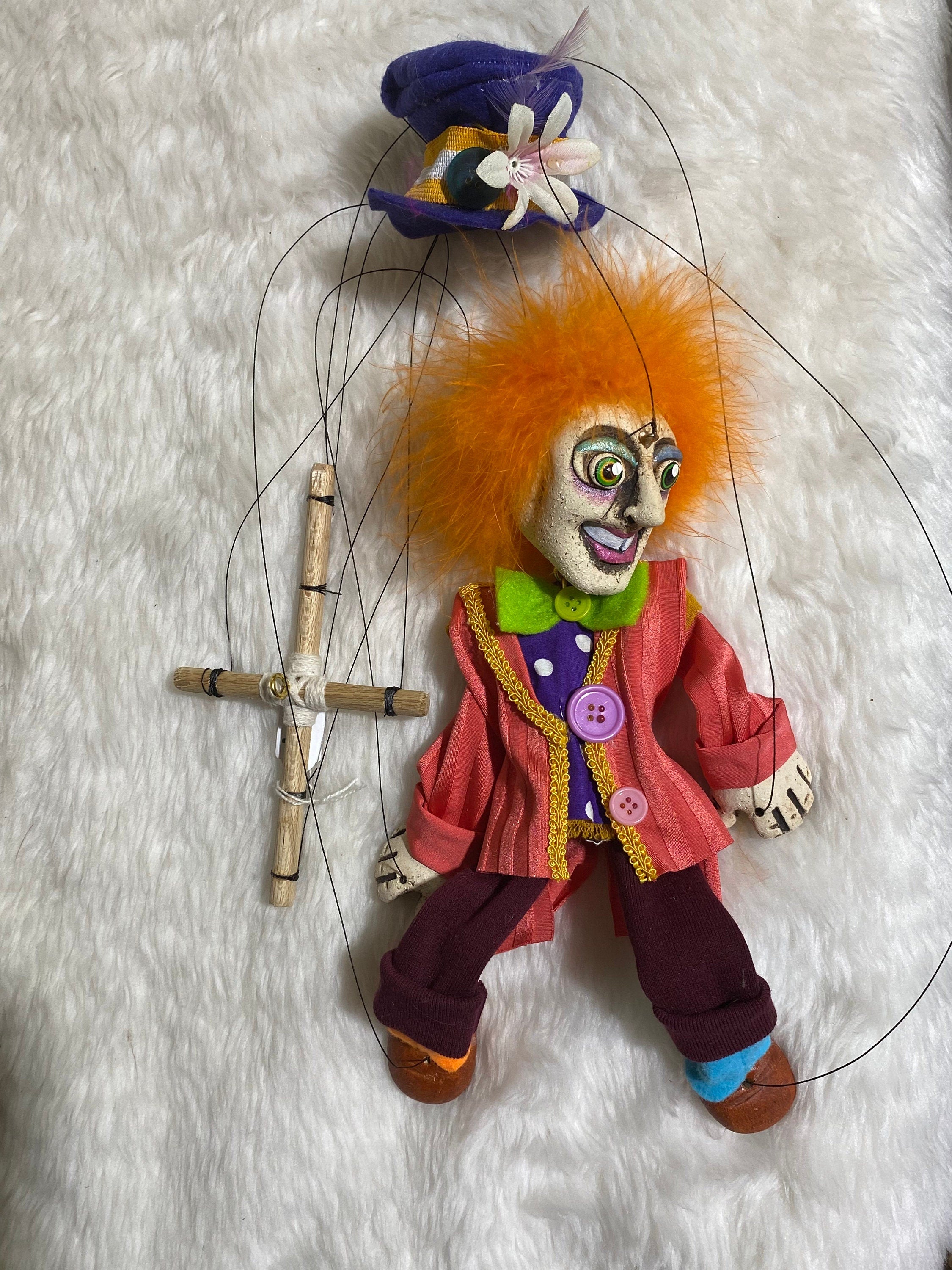 The Mad Hatter: Alice in Wonderland Marionette Puppet
