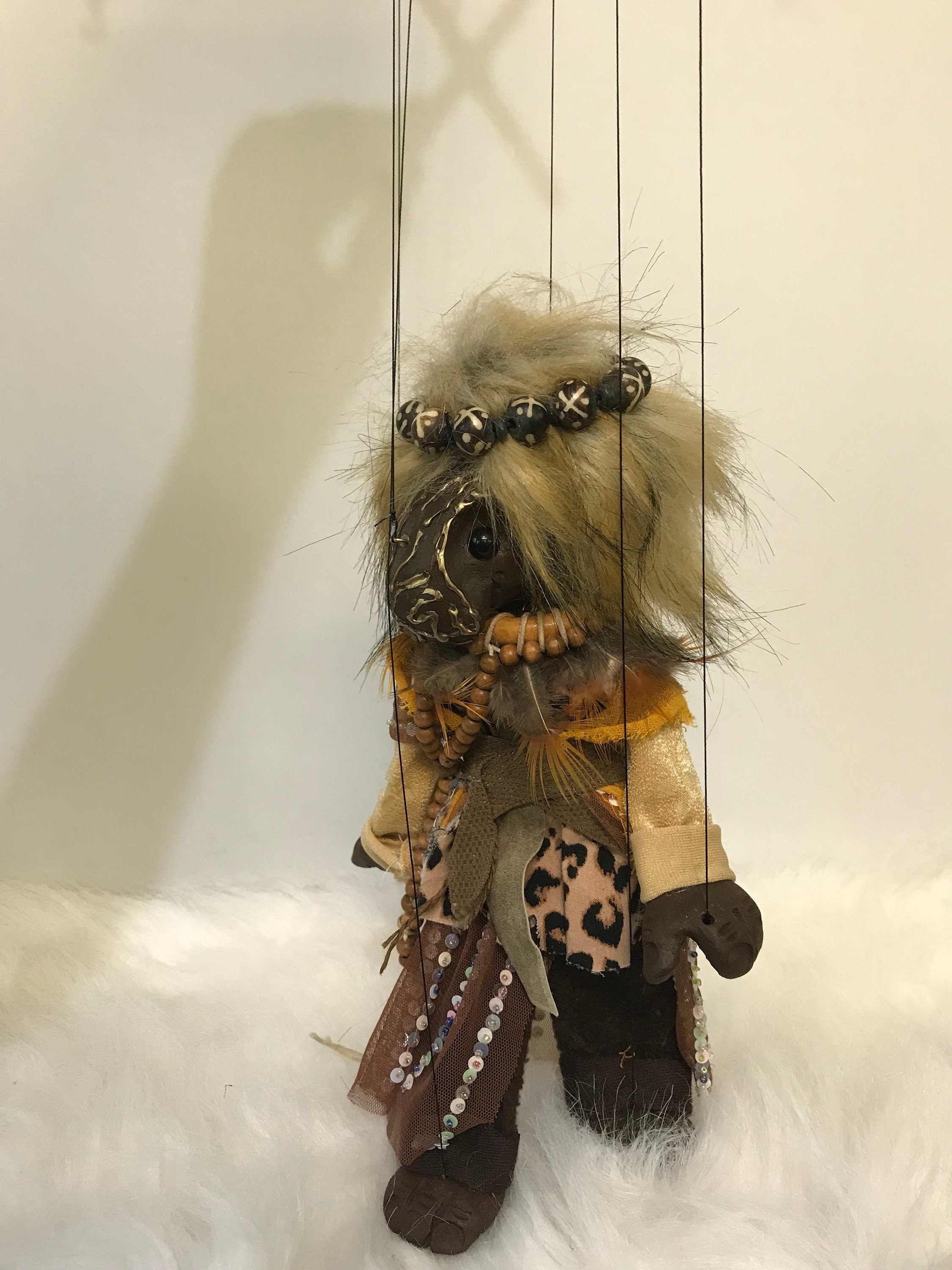 Qen - a Desert-dweller Oddling marionette